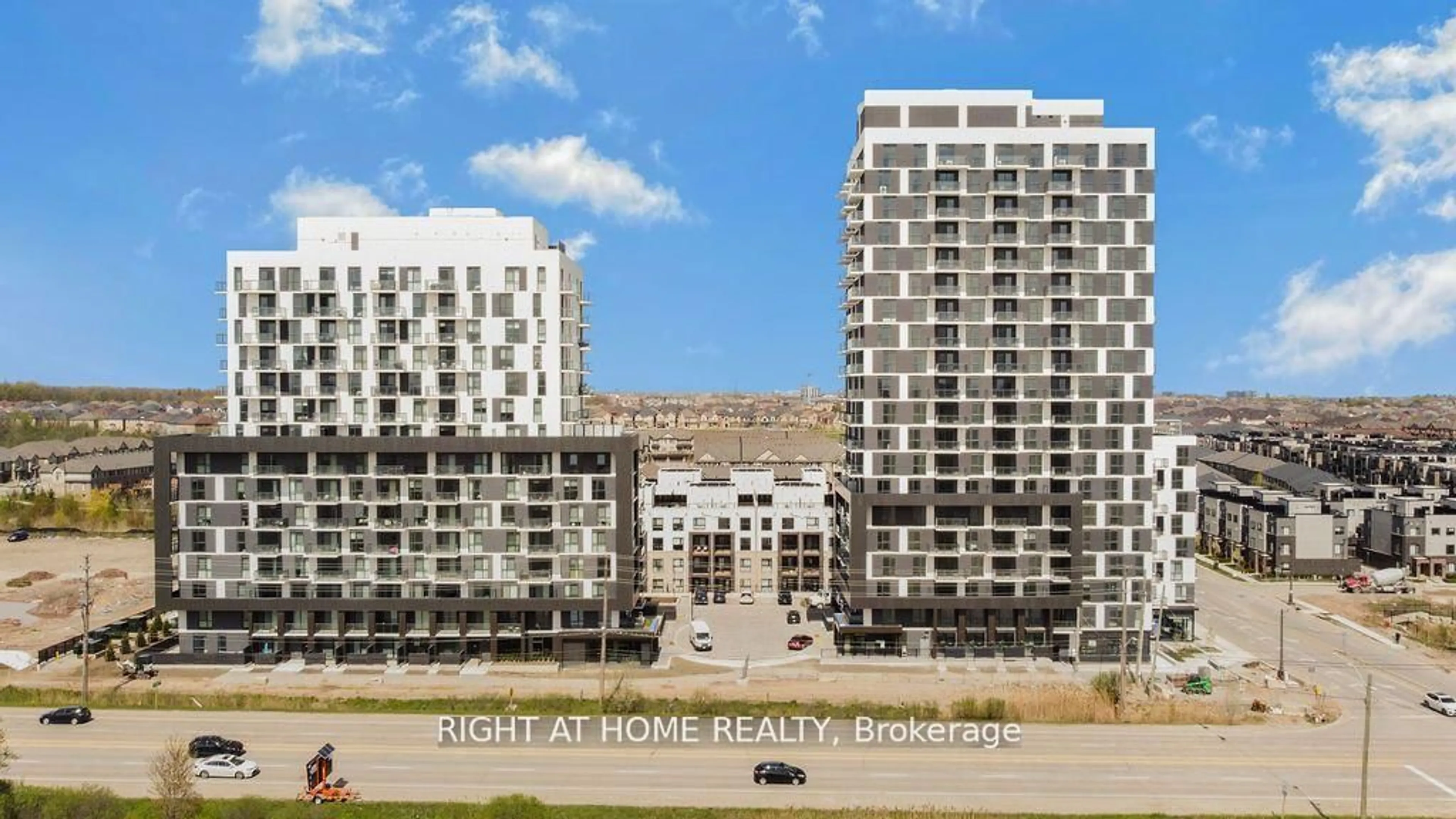 Blurry image for 335 Wheat Boom Dr #1207, Oakville Ontario L6H 7Y1