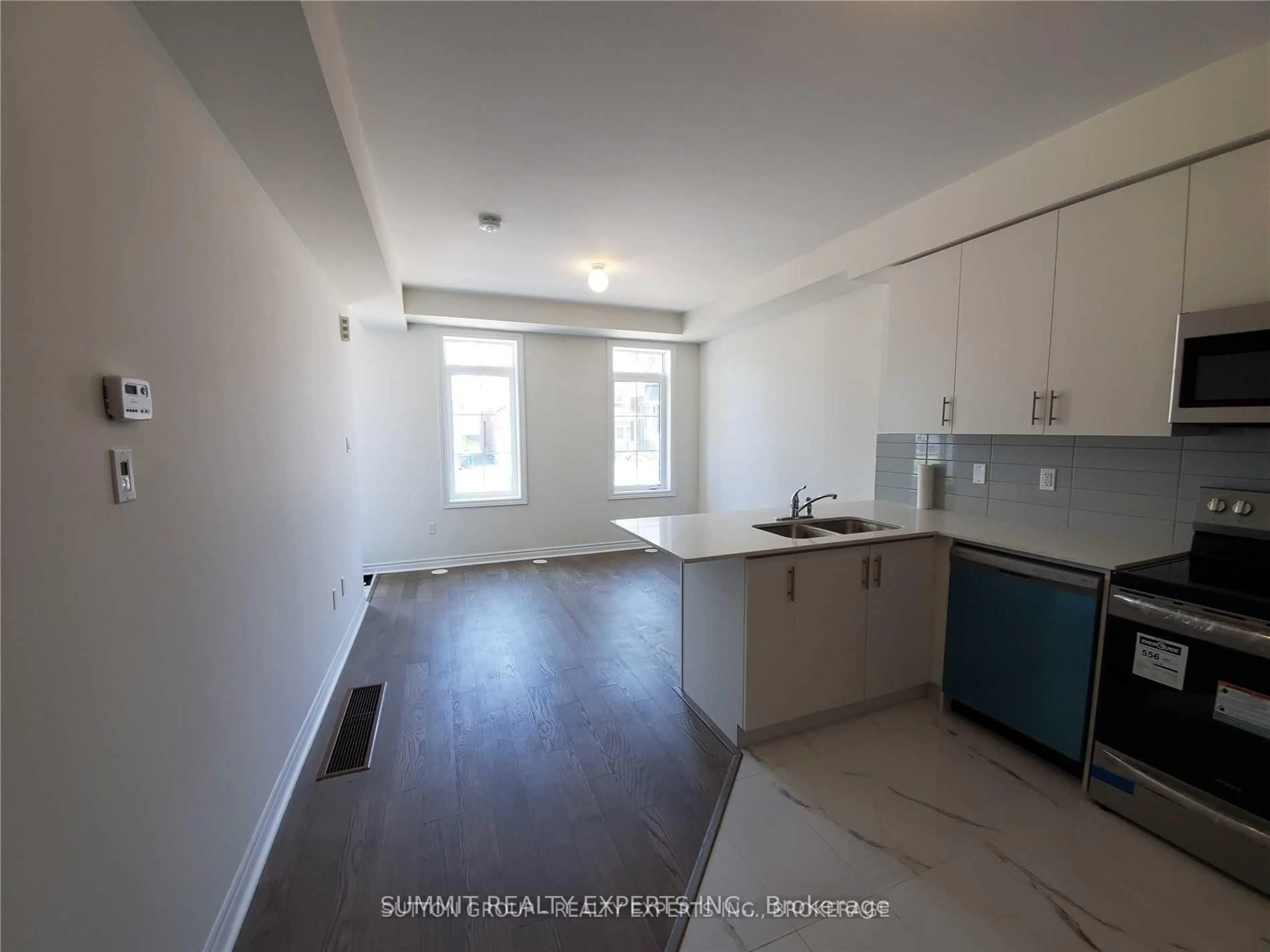Unknown for 62 Preston Meadow Ave #4, Mississauga Ontario L4Z 0C8