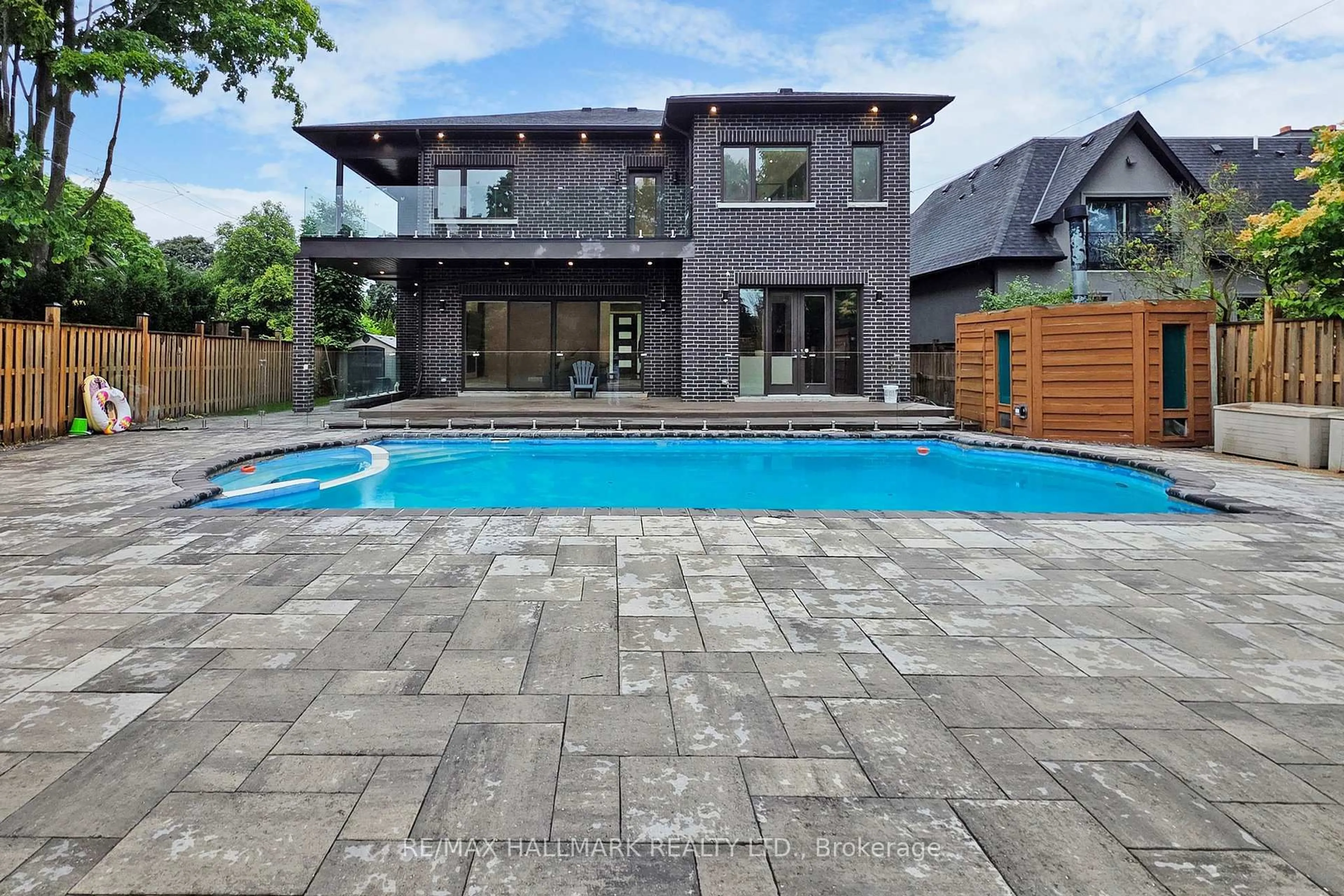 Unknown for 114 Lloyd Manor Rd, Toronto Ontario M9B 5J9