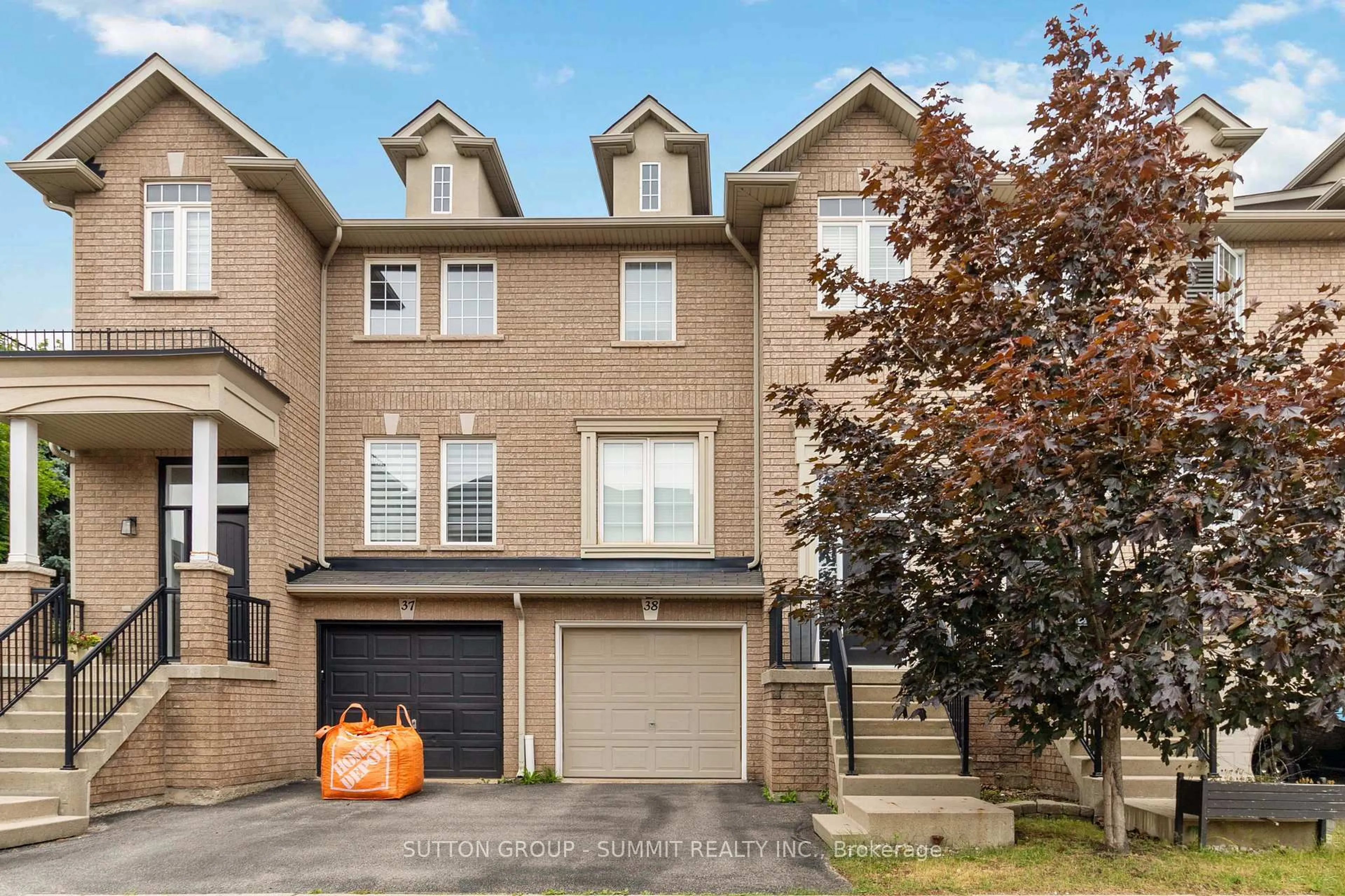Unknown for 2280 BARONWOOD Dr #38, Oakville Ontario L6M 4Z5