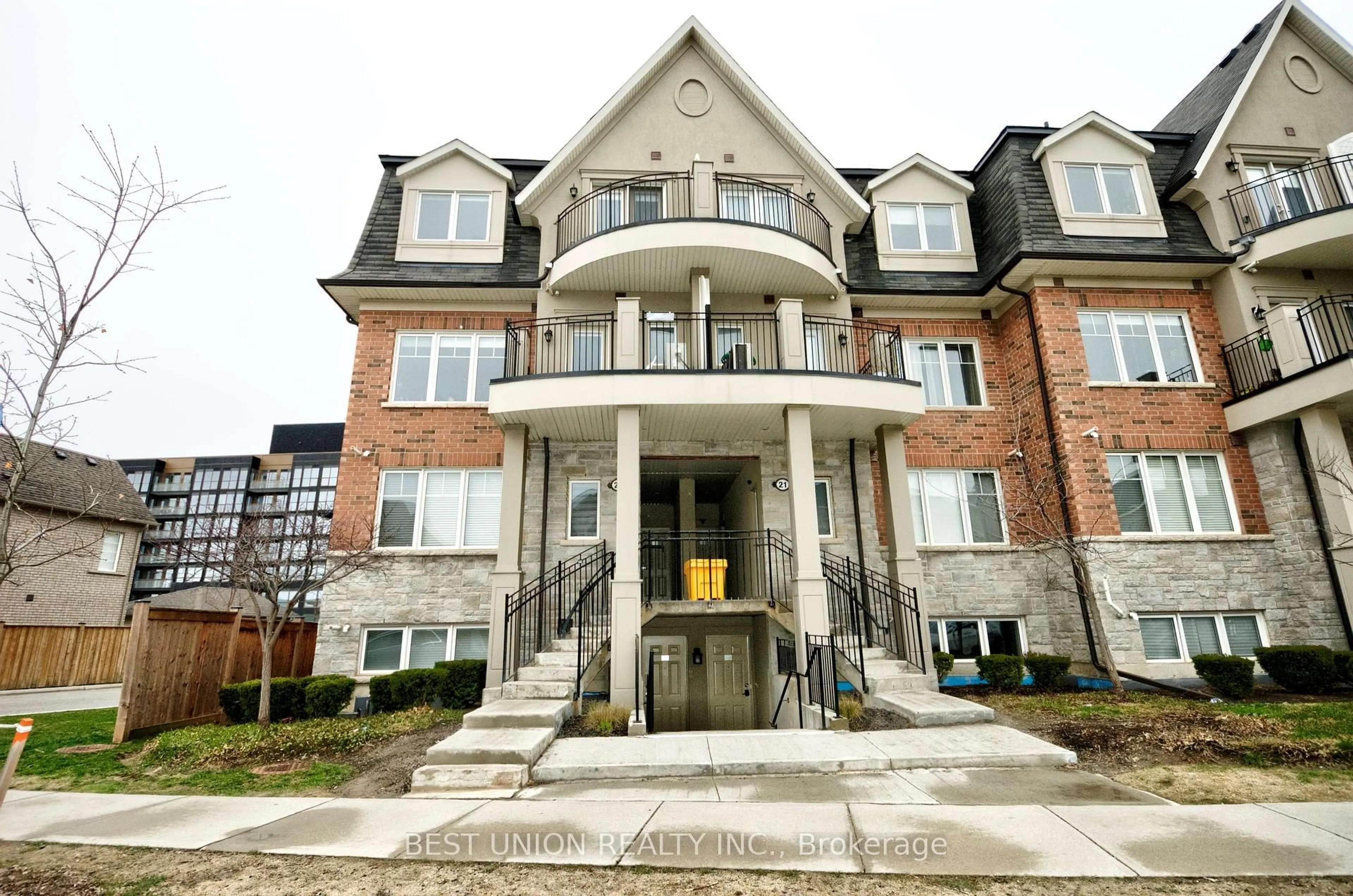 Unknown for 2420 Baronwood Dr #22-04, Oakville Ontario L6M 0X6