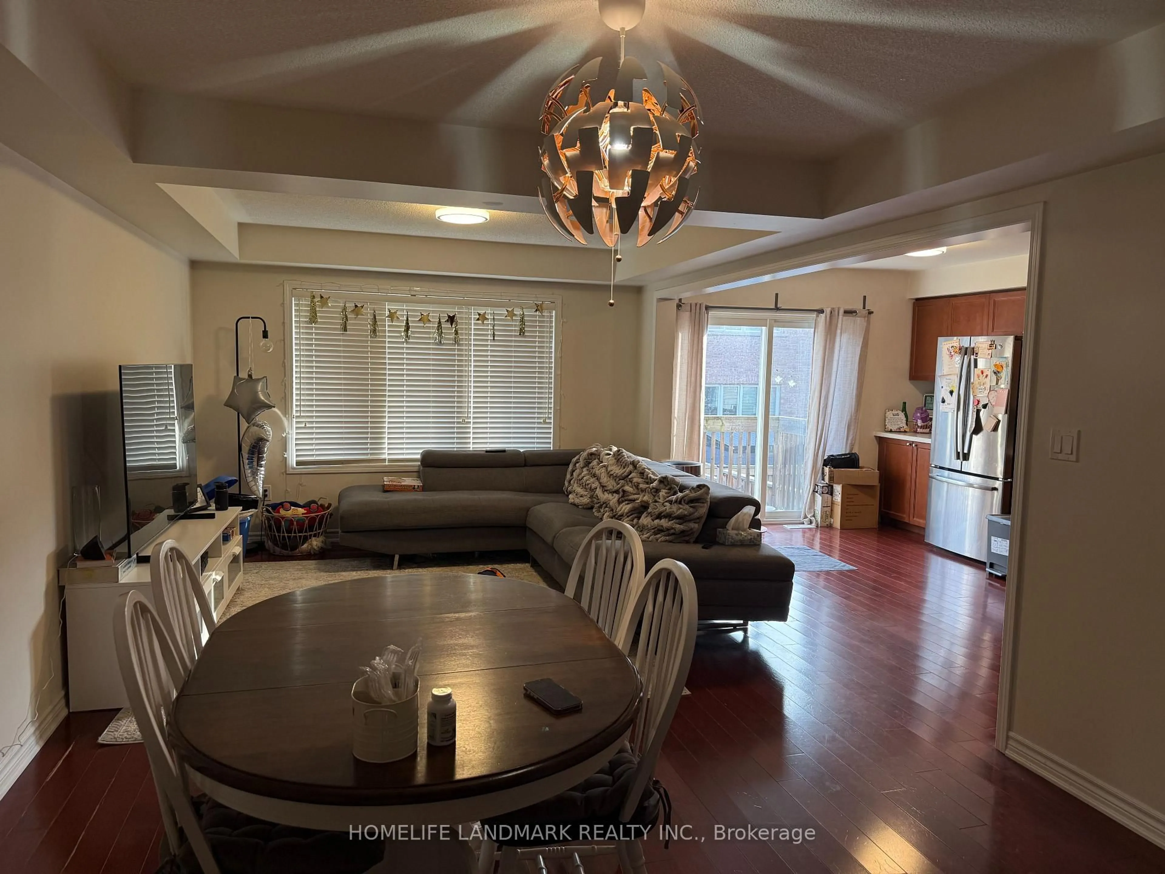 Unknown for 1588 Gainer Cres, Milton Ontario L9T 8Y3
