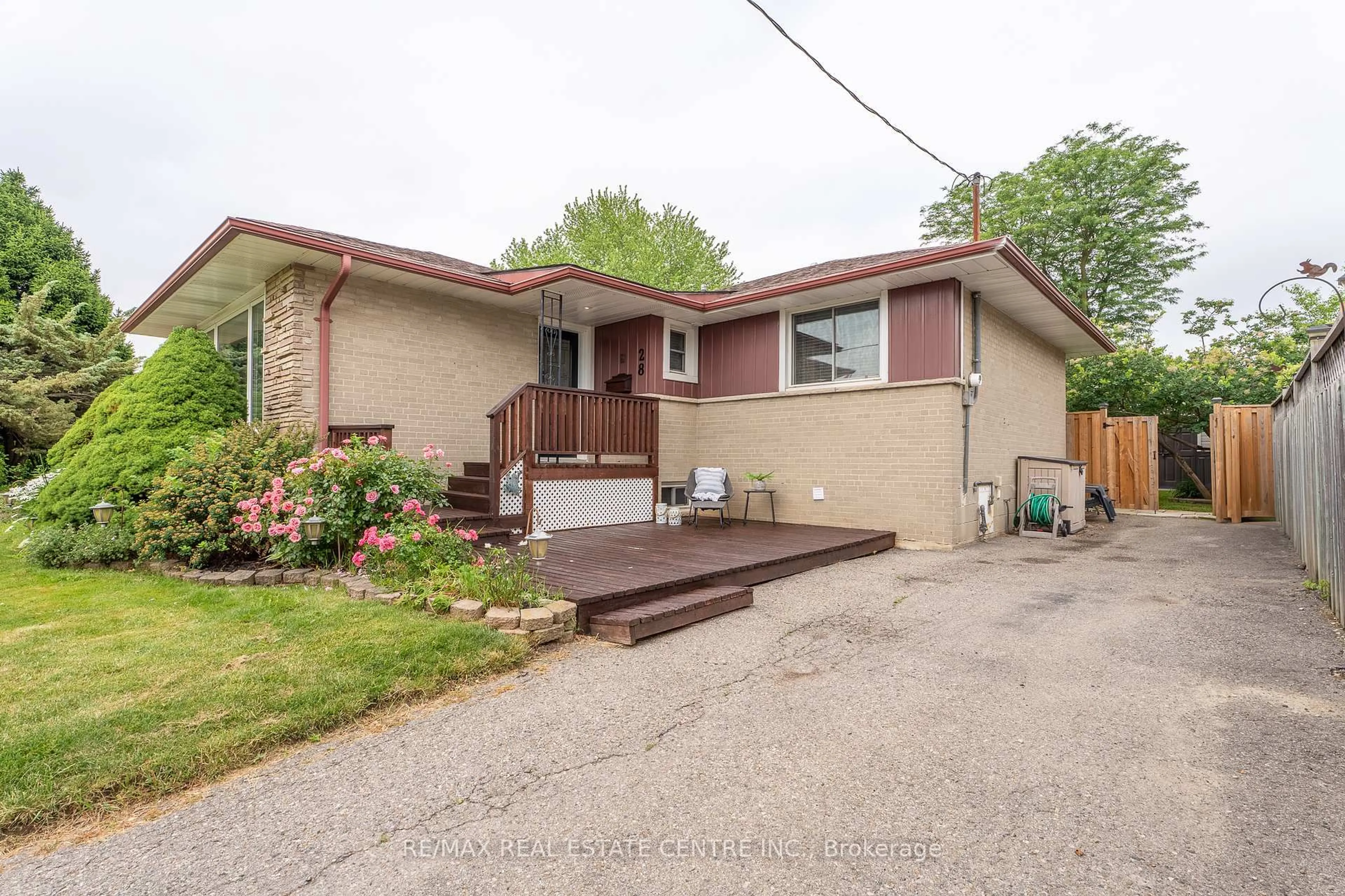Unknown for 28 Campbell Dr, Brampton Ontario L6X 2H7