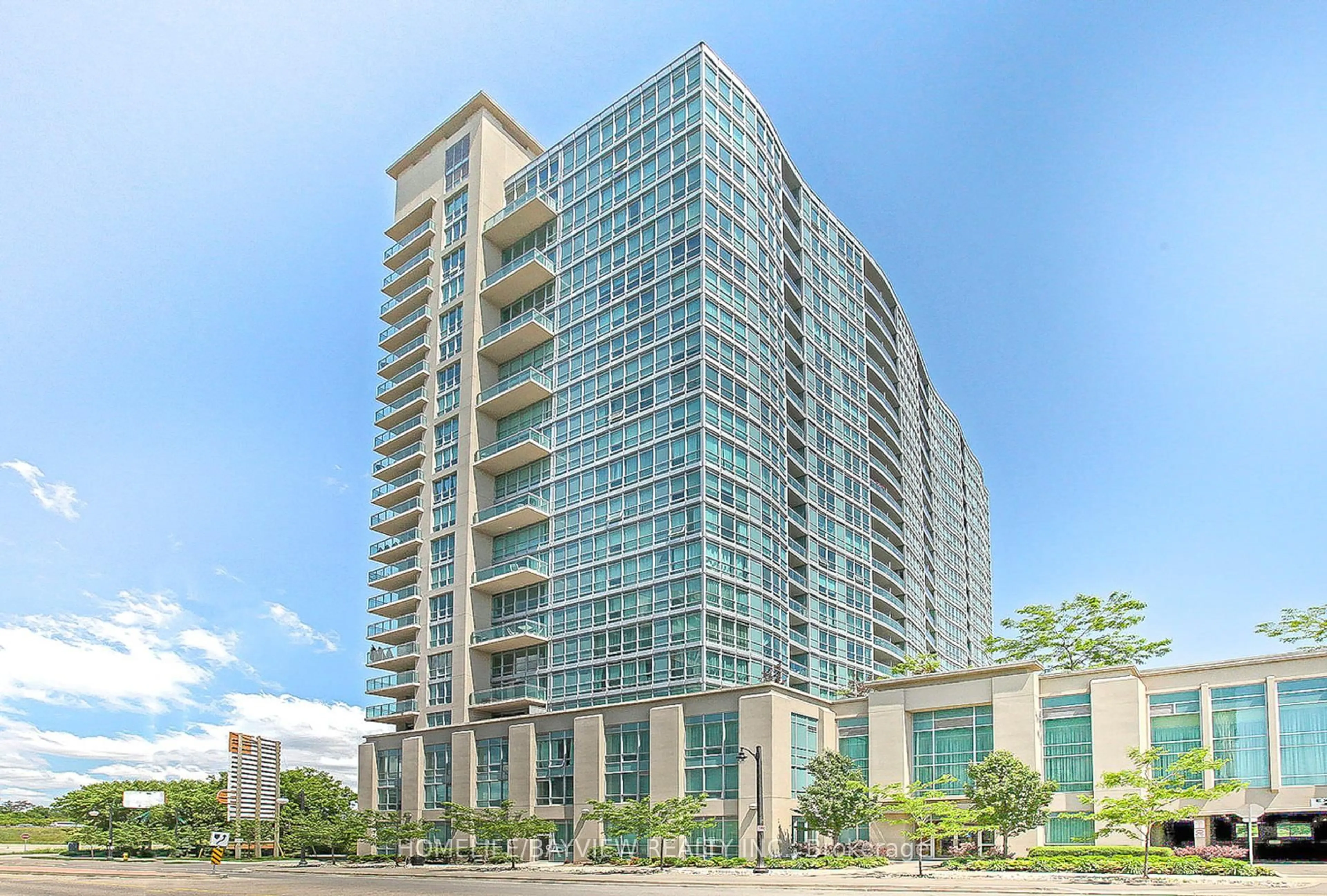 Indoor foyer for 185 Legion Rd #315, Toronto Ontario M8Y 0A1