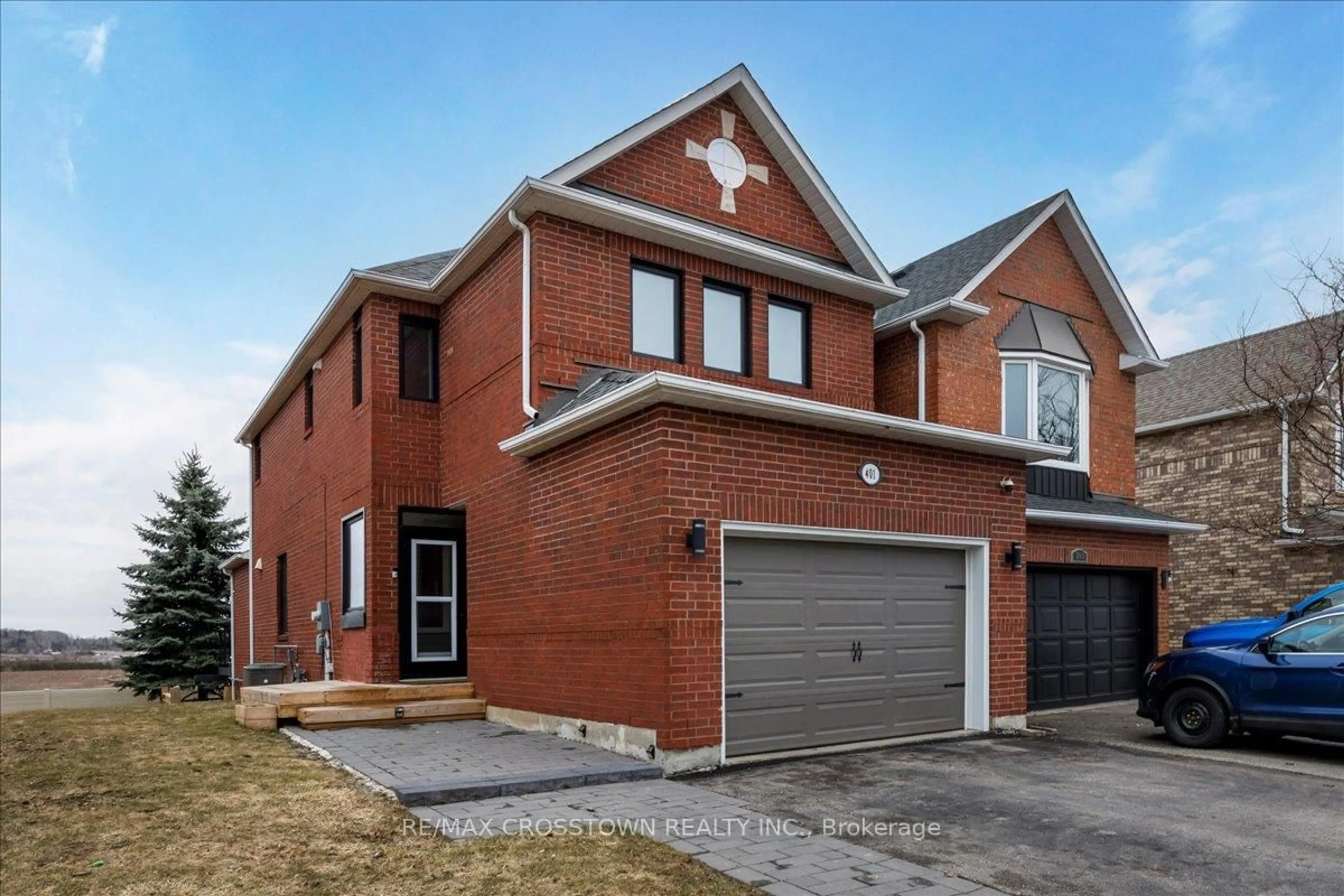 Home with brick exterior material, street for 401 Jay Cres, Orangeville Ontario L9W 4Z1