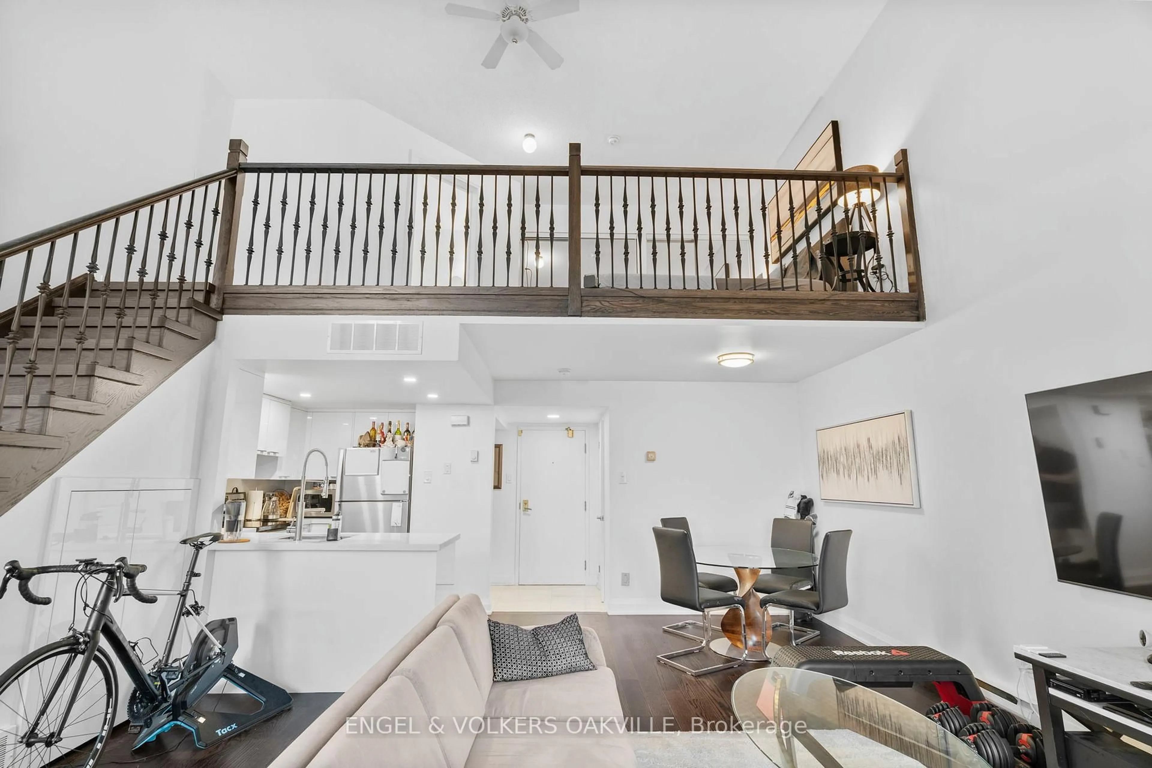 Unknown for 100 Bronte Rd #416, Oakville Ontario L6L 6L5