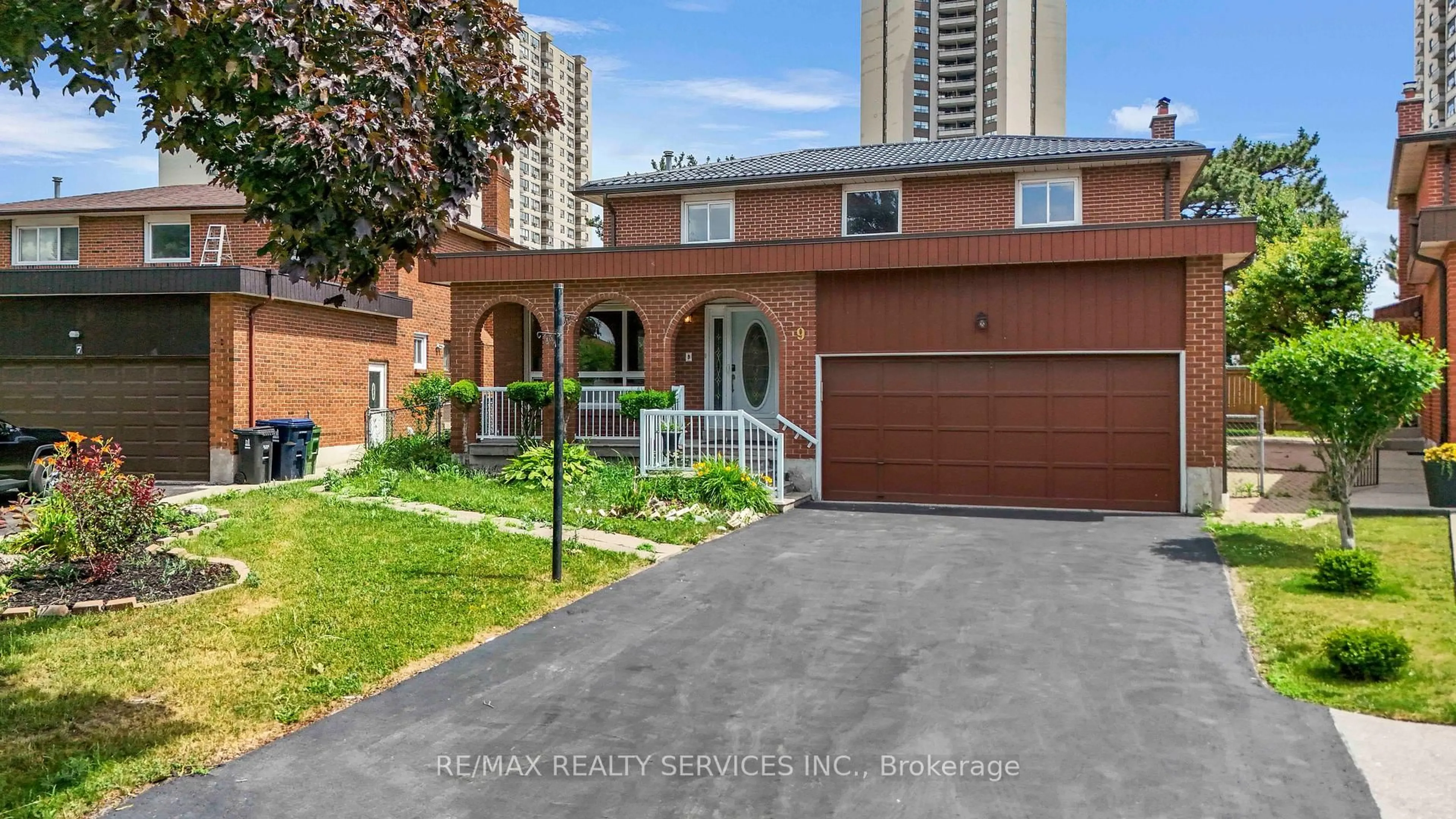 Unknown for 9 Garview Crt, Toronto Ontario M9R 4B9