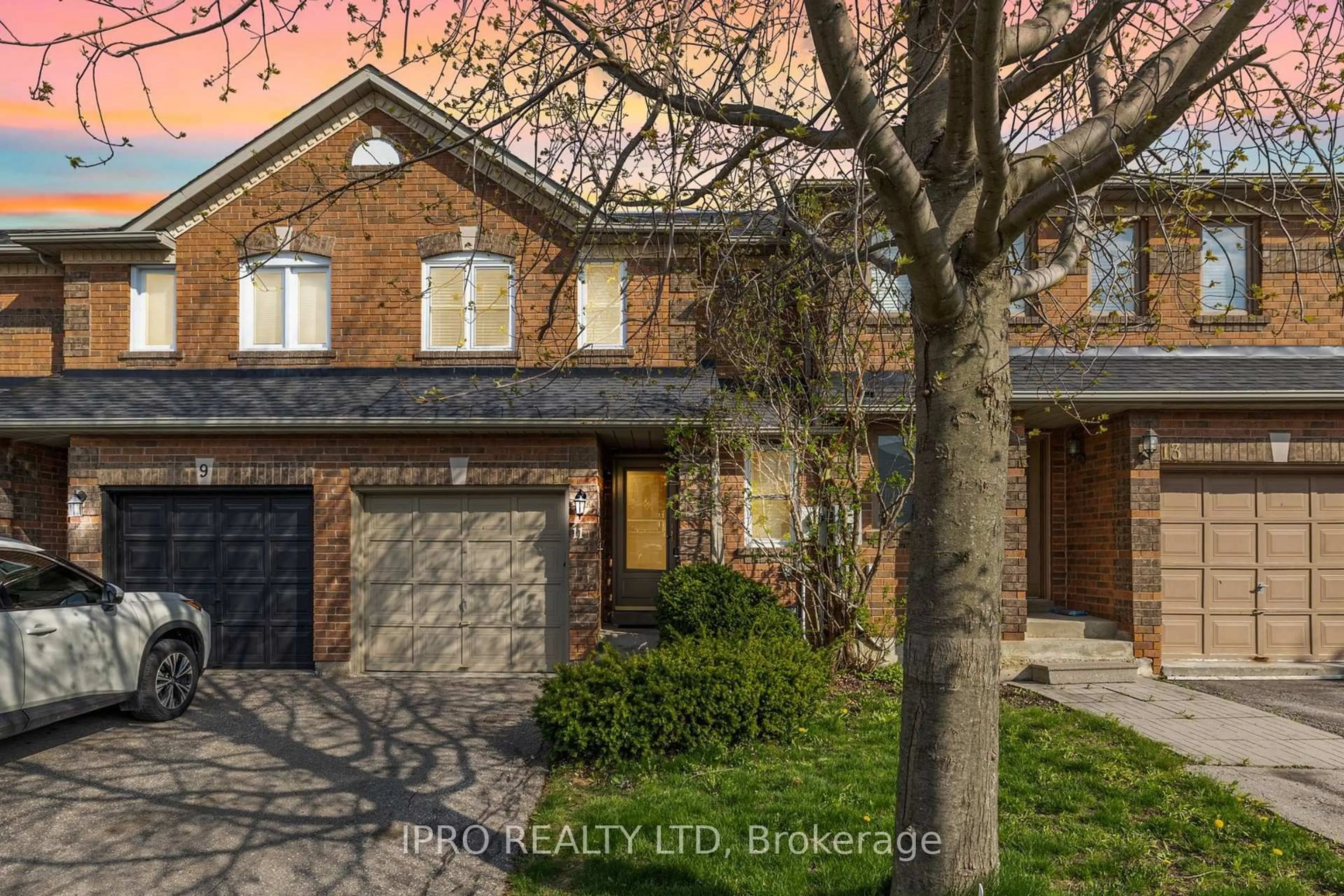 Home with brick exterior material, street for 11 Alderbrook Pl, Caledon Ontario L7E 1V3