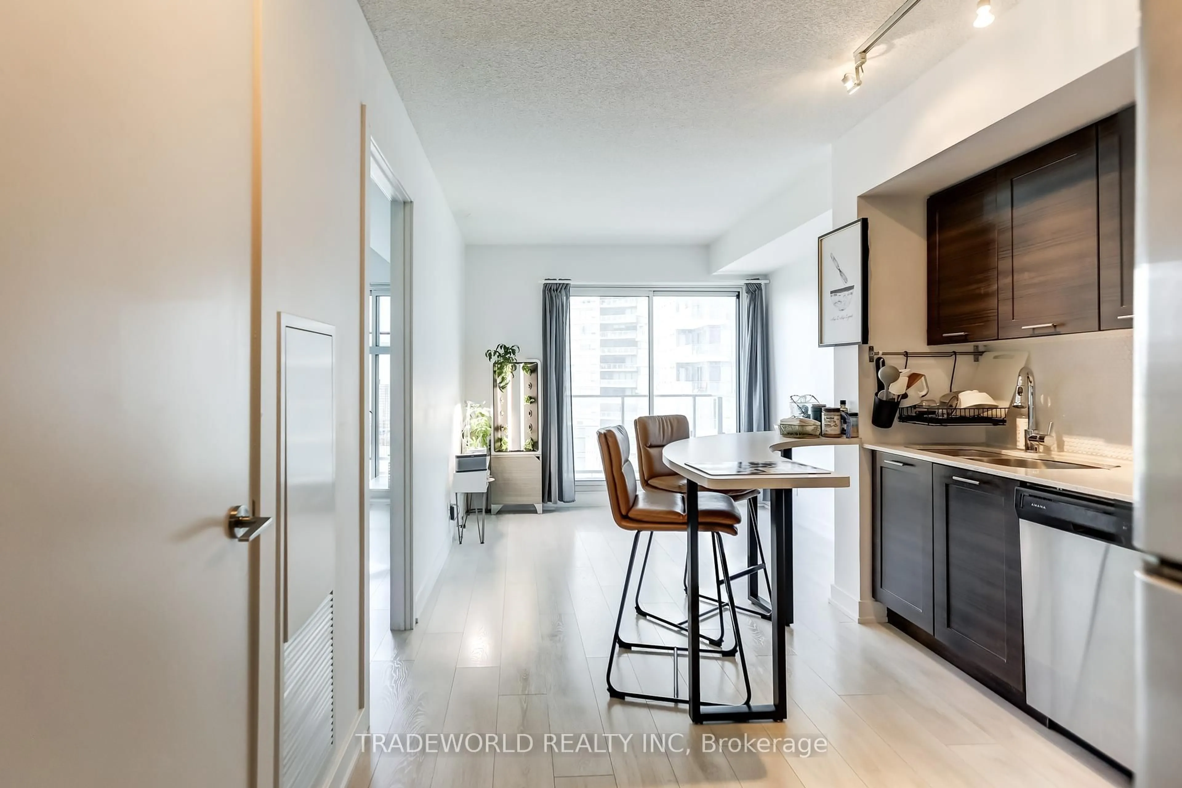Open concept kitchen, unknown for 2220 Lakeshore Blvd #1203, Toronto Ontario M8V 0C1