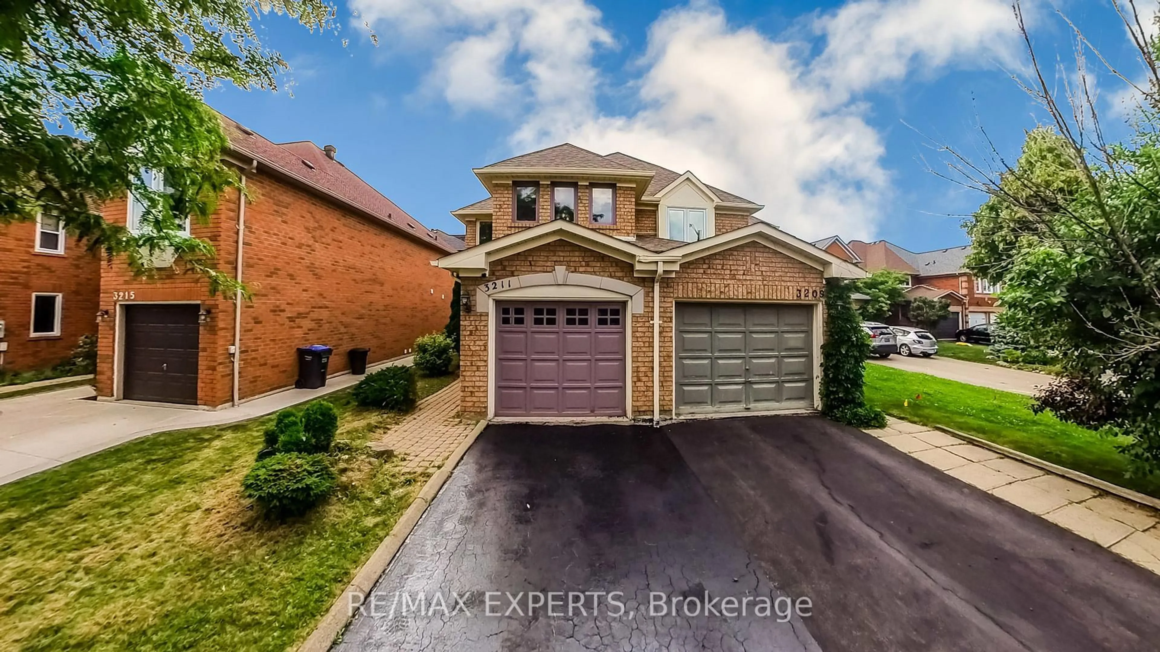 Home with brick exterior material, street for 3211 Coralbean Pl, Mississauga Ontario L5N 7C9