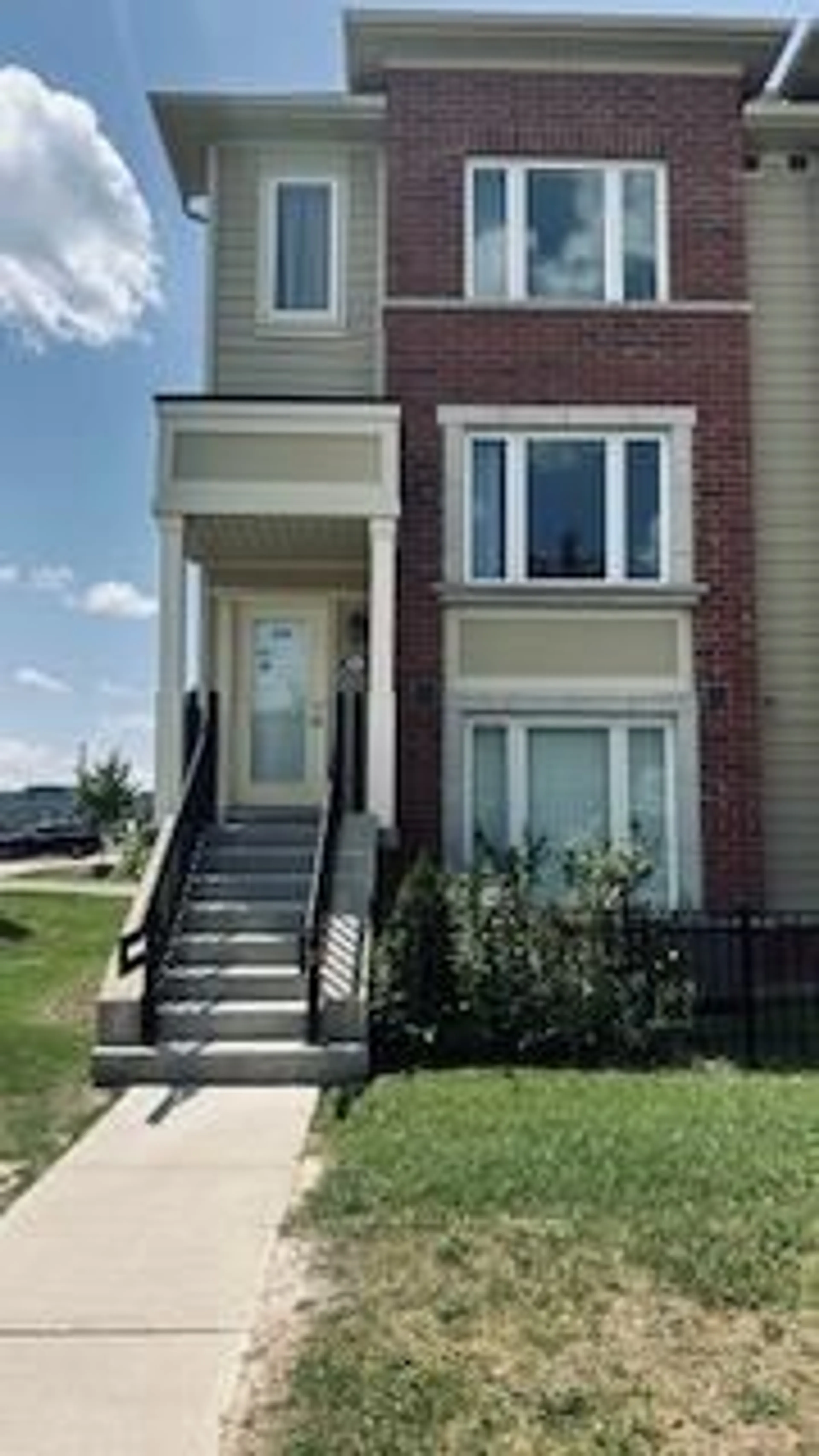 Home with brick exterior material, street for 250 Sunny Meadow Blvd #42, Brampton Ontario L6R 3Y7