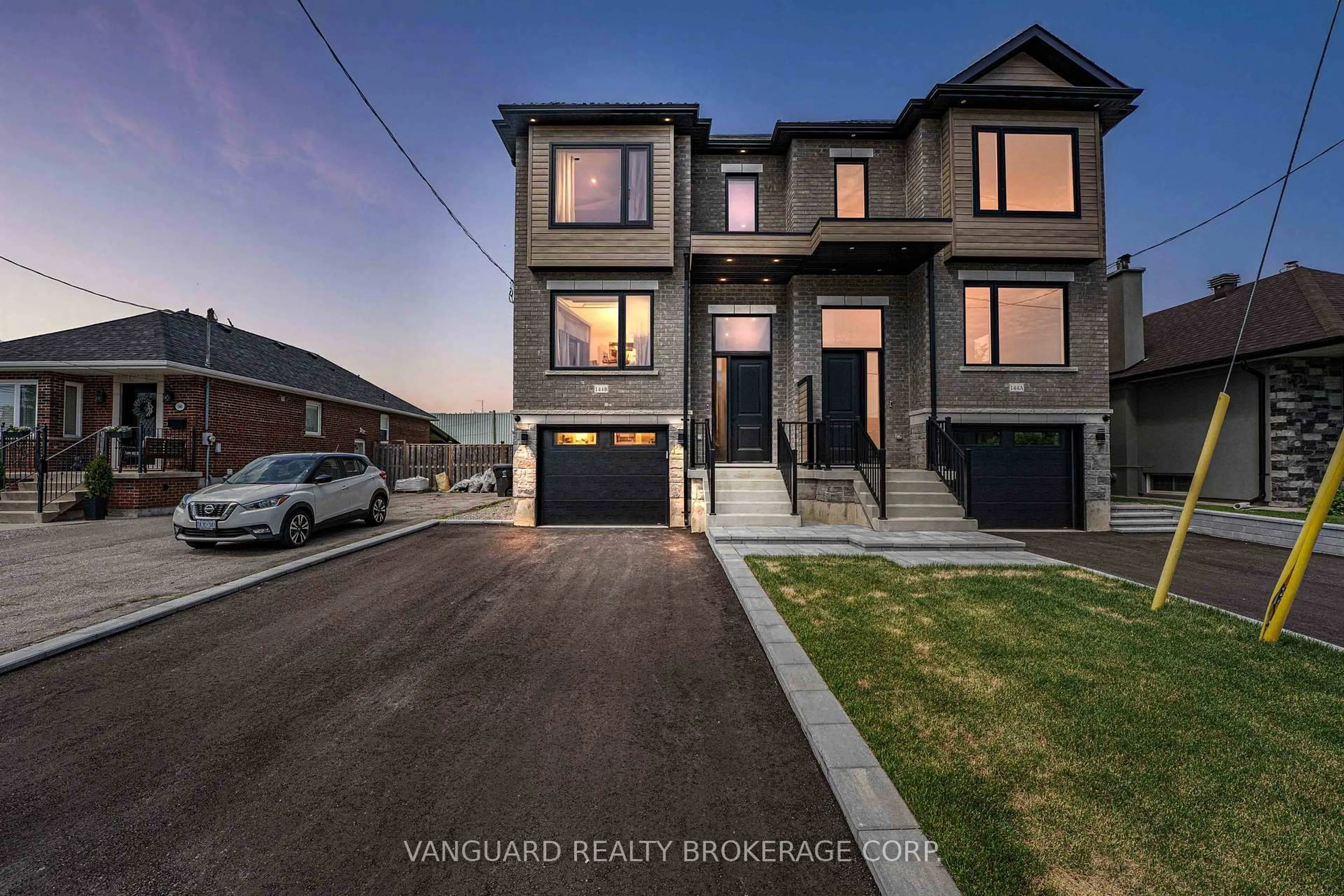 Unknown for 144 Winston Park Blvd #B, Toronto Ontario M3K 1C5