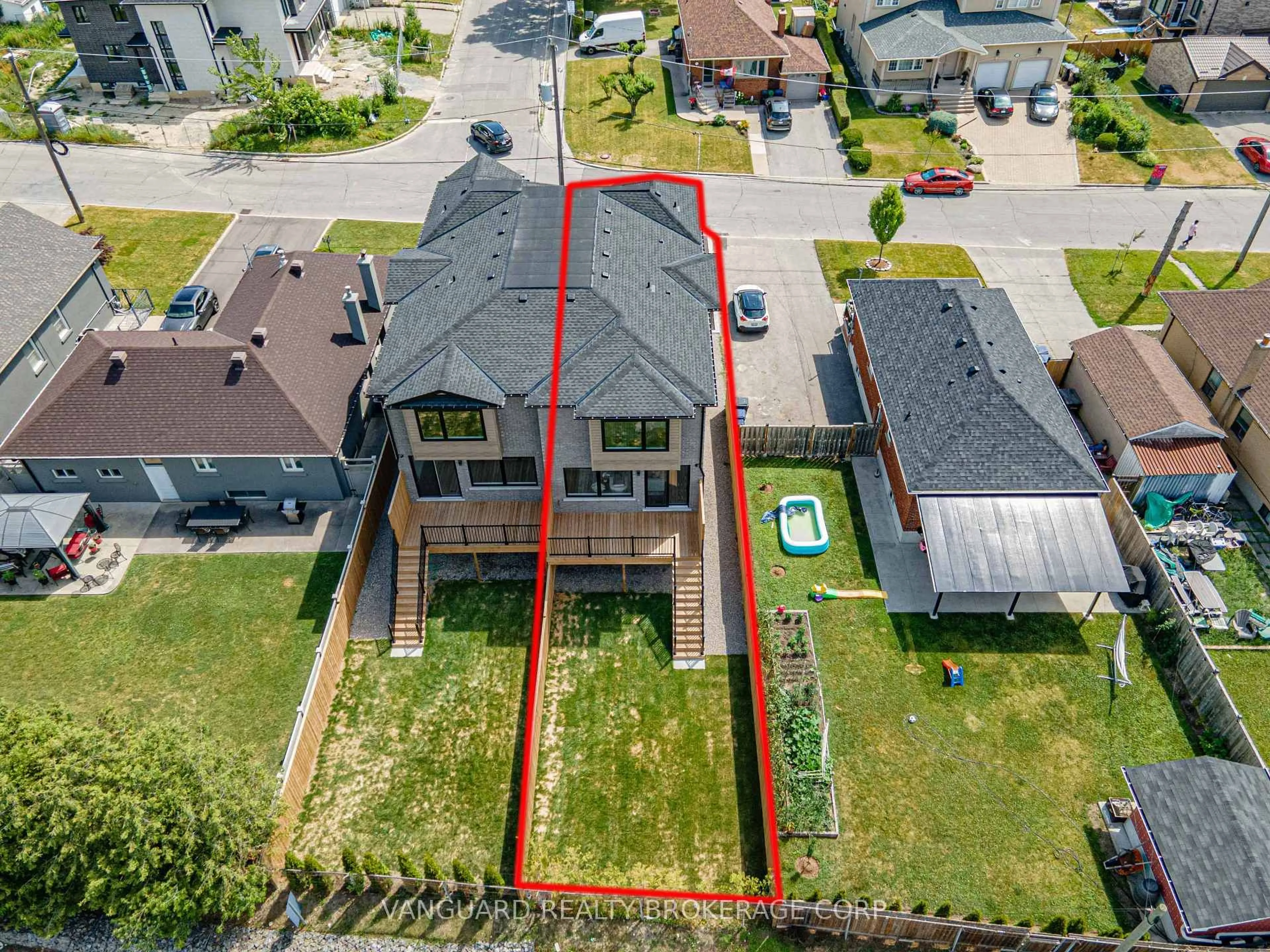 A pic from outside/outdoor area/front of a property/back of a property/a pic from drone, street for 144 Winston Park Blvd #B, Toronto Ontario M3K 1C5