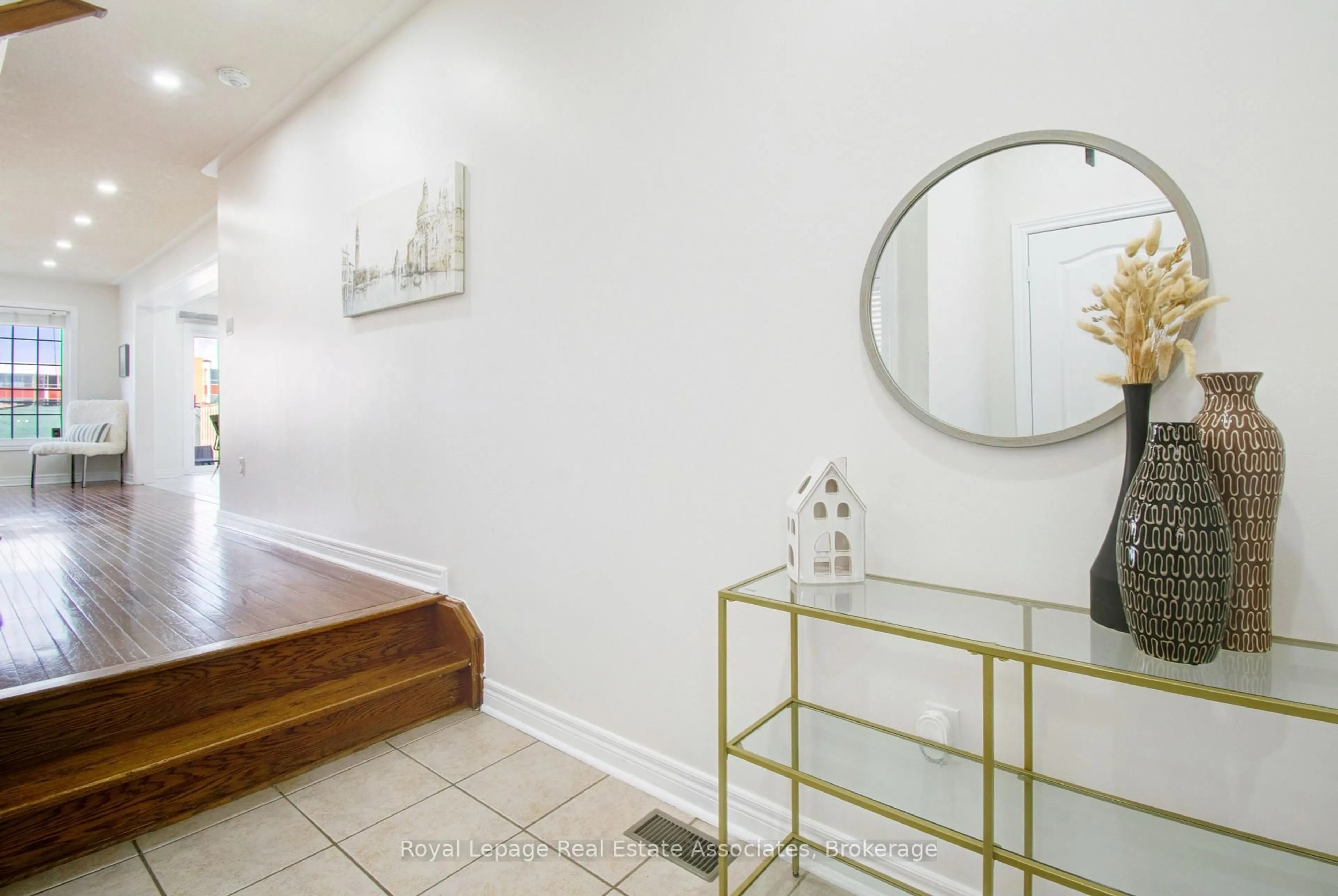A pic of a room for 133 Sewells Lane, Brampton Ontario L7A 2Z7