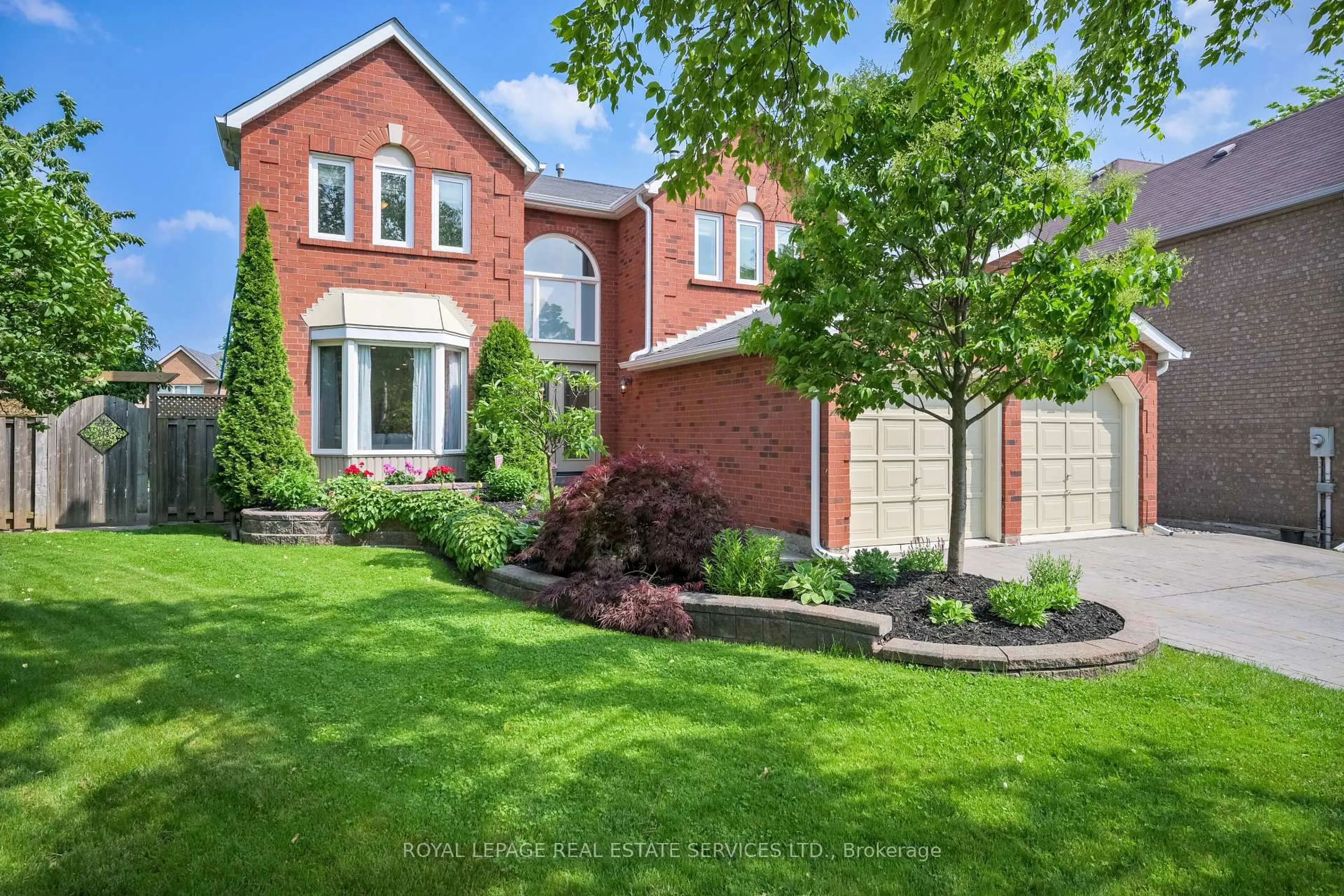 Home with brick exterior material, street for 1291 Saddler Circ, Oakville Ontario L6M 2X7