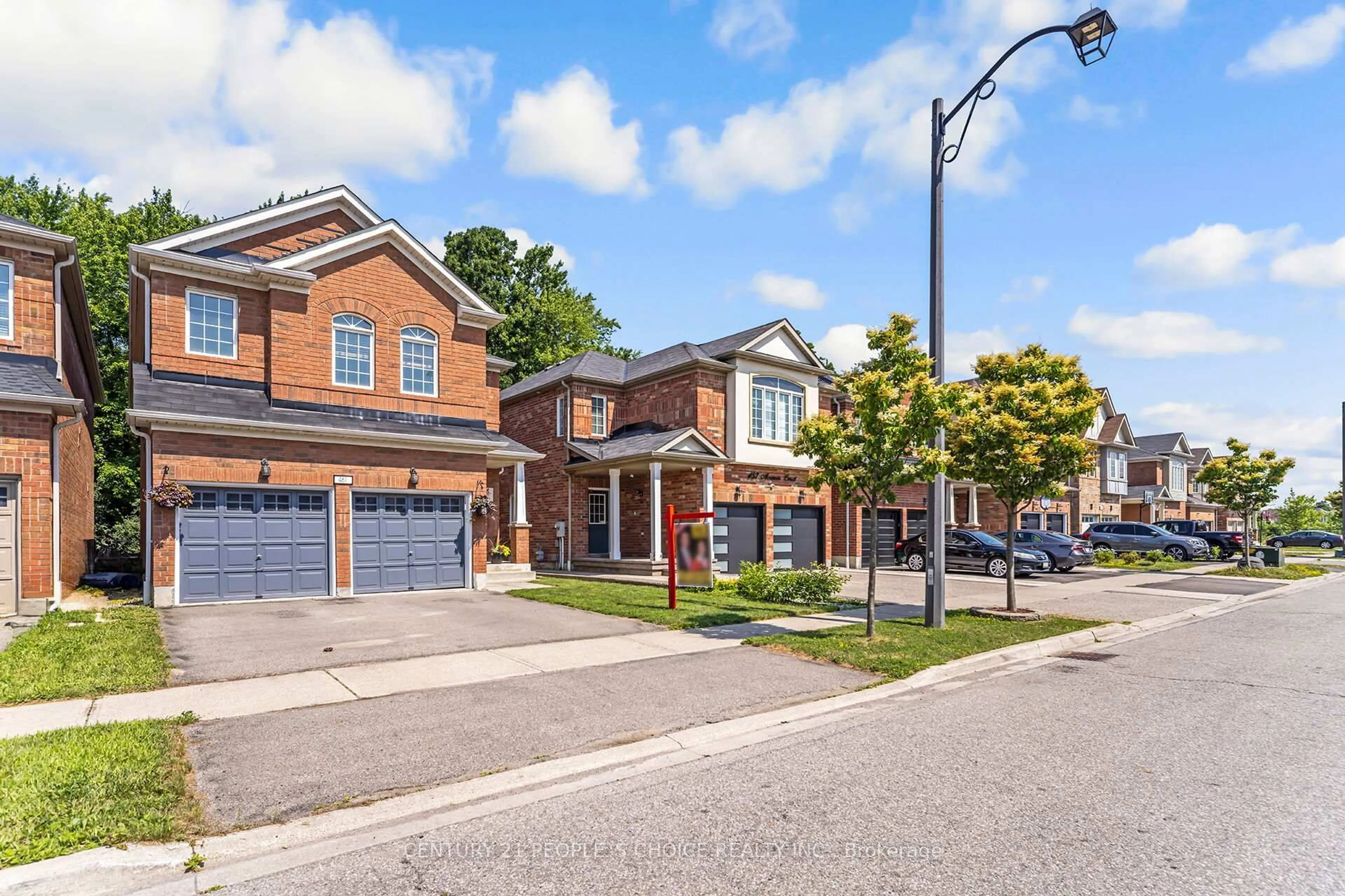 Home with brick exterior material, street for 461 Acumen Crt, Mississauga Ontario L5W 0E2