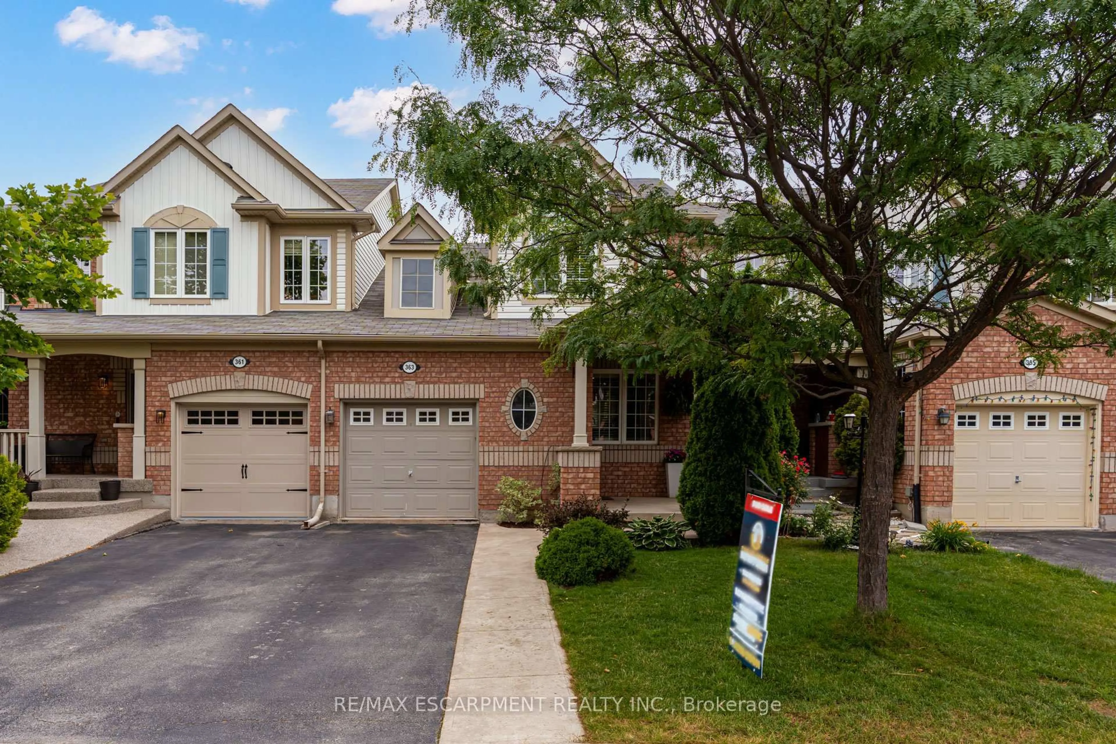 Home with brick exterior material, street for 363 Prosser Circ, Milton Ontario L9T 0P6