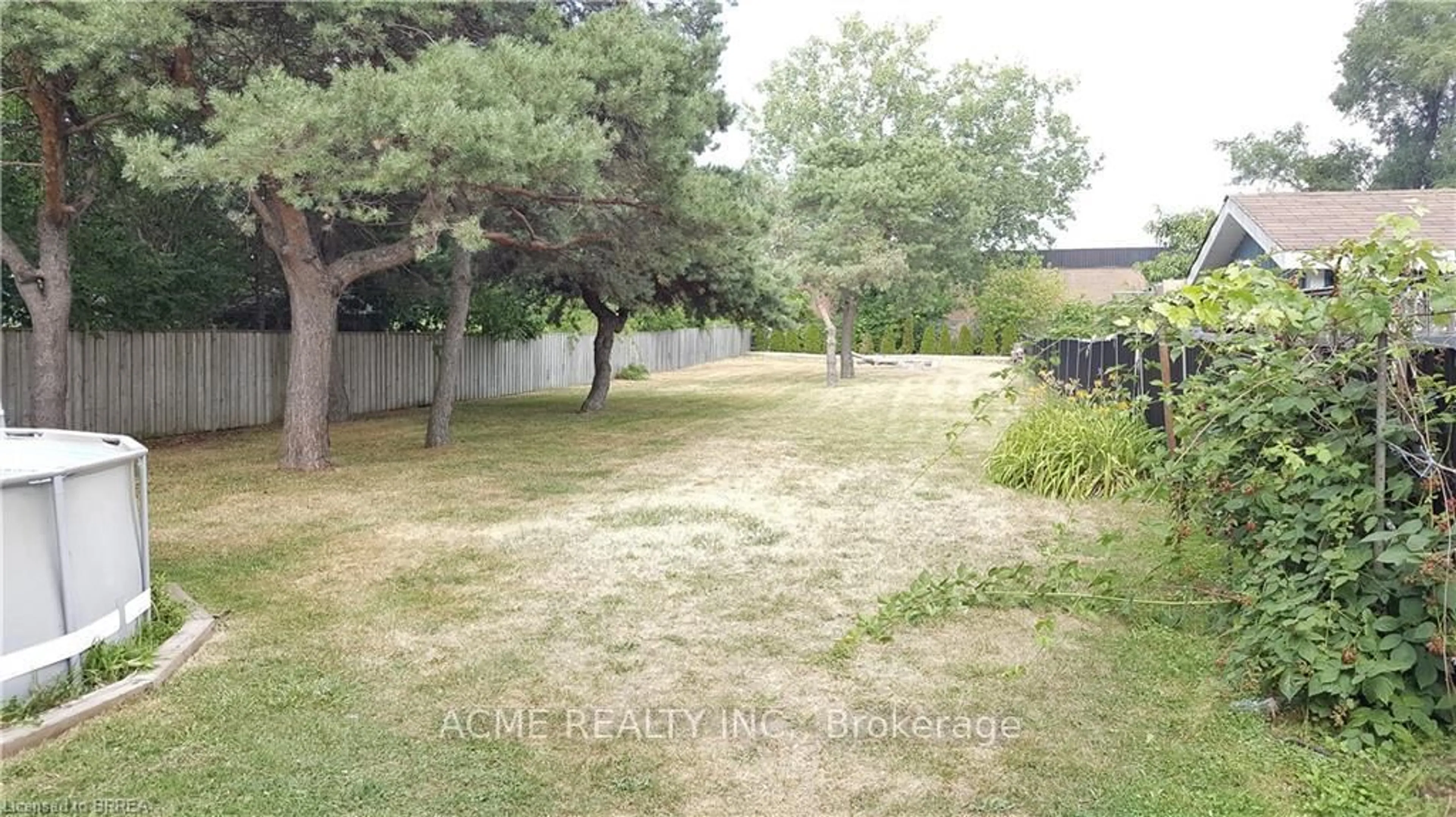 Blurry image for 57 Bellman Ave, Toronto Ontario M8W 4A5