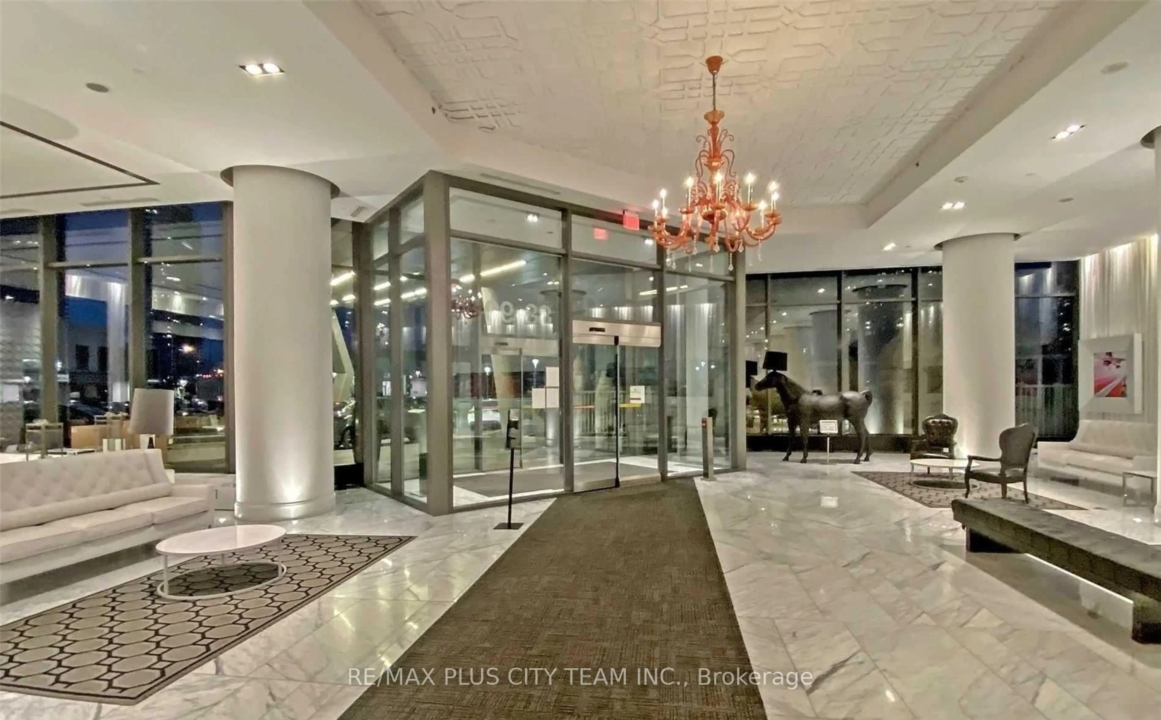 Lobby for 88 Park Lawn Rd #2316, Toronto Ontario M8Y 0B5