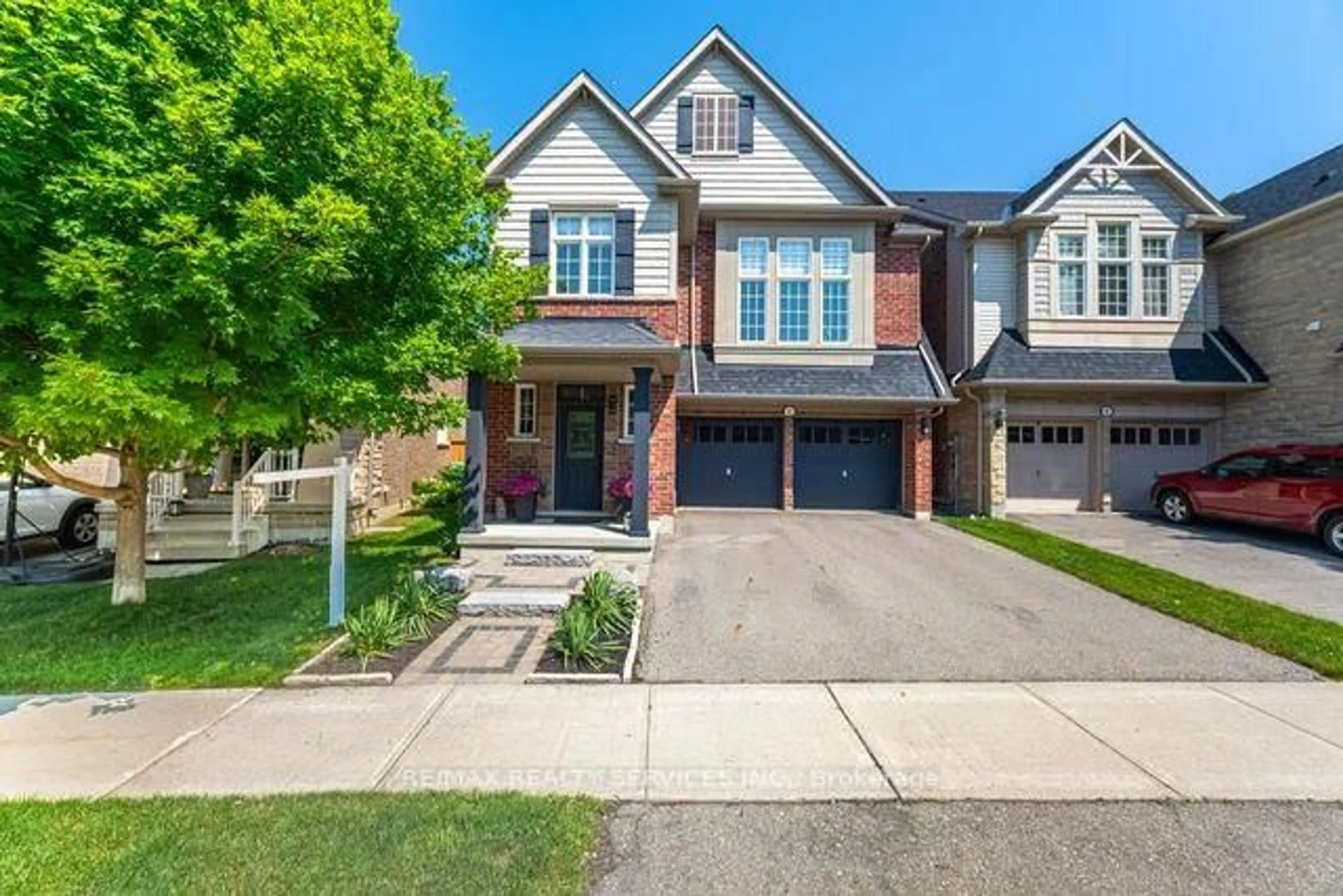 Home with brick exterior material, street for 6 Kearny Ave, Caledon Ontario L7C 3N9
