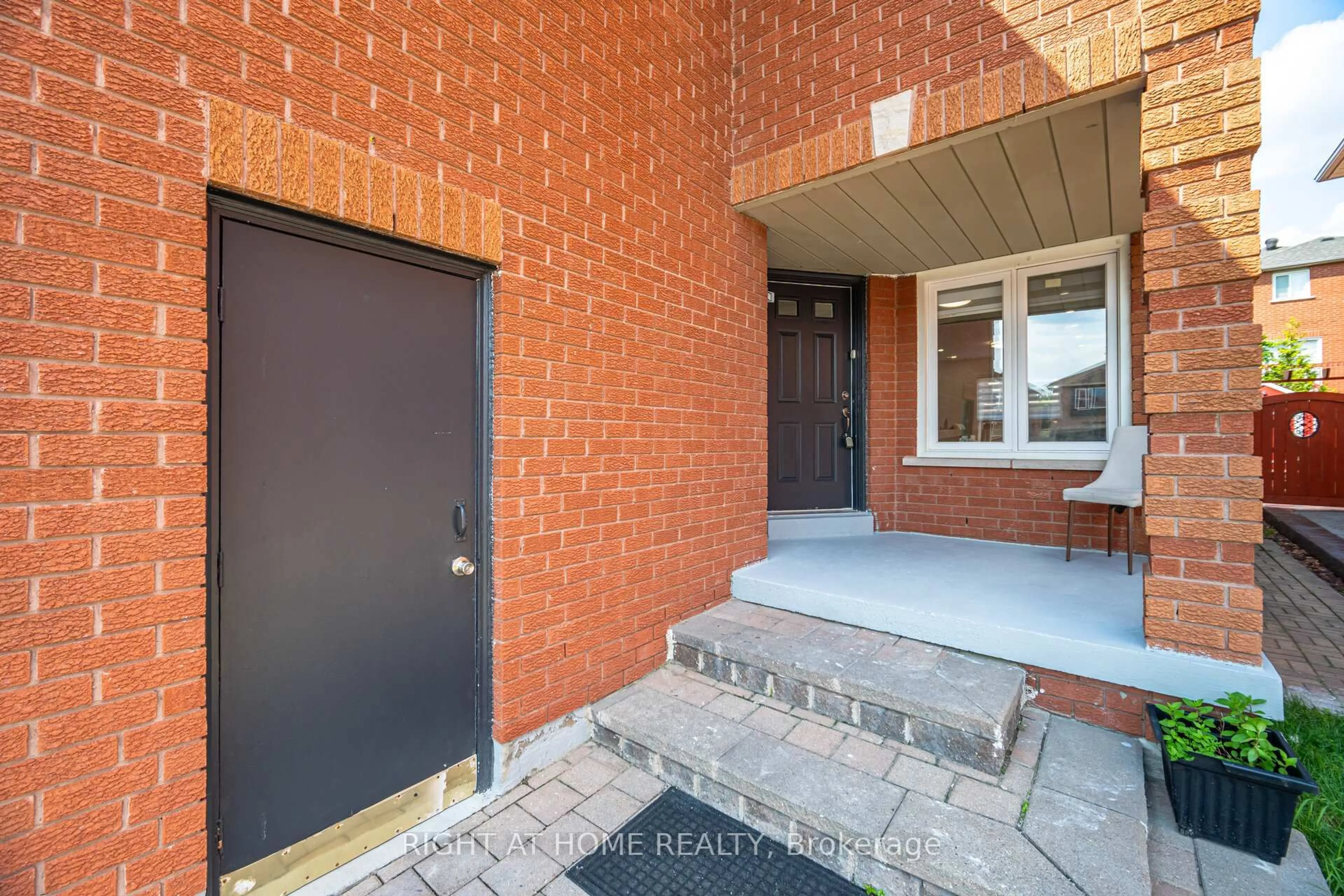 Home with brick exterior material, street for 4793 Rosebush Rd, Mississauga Ontario L5M 5N2