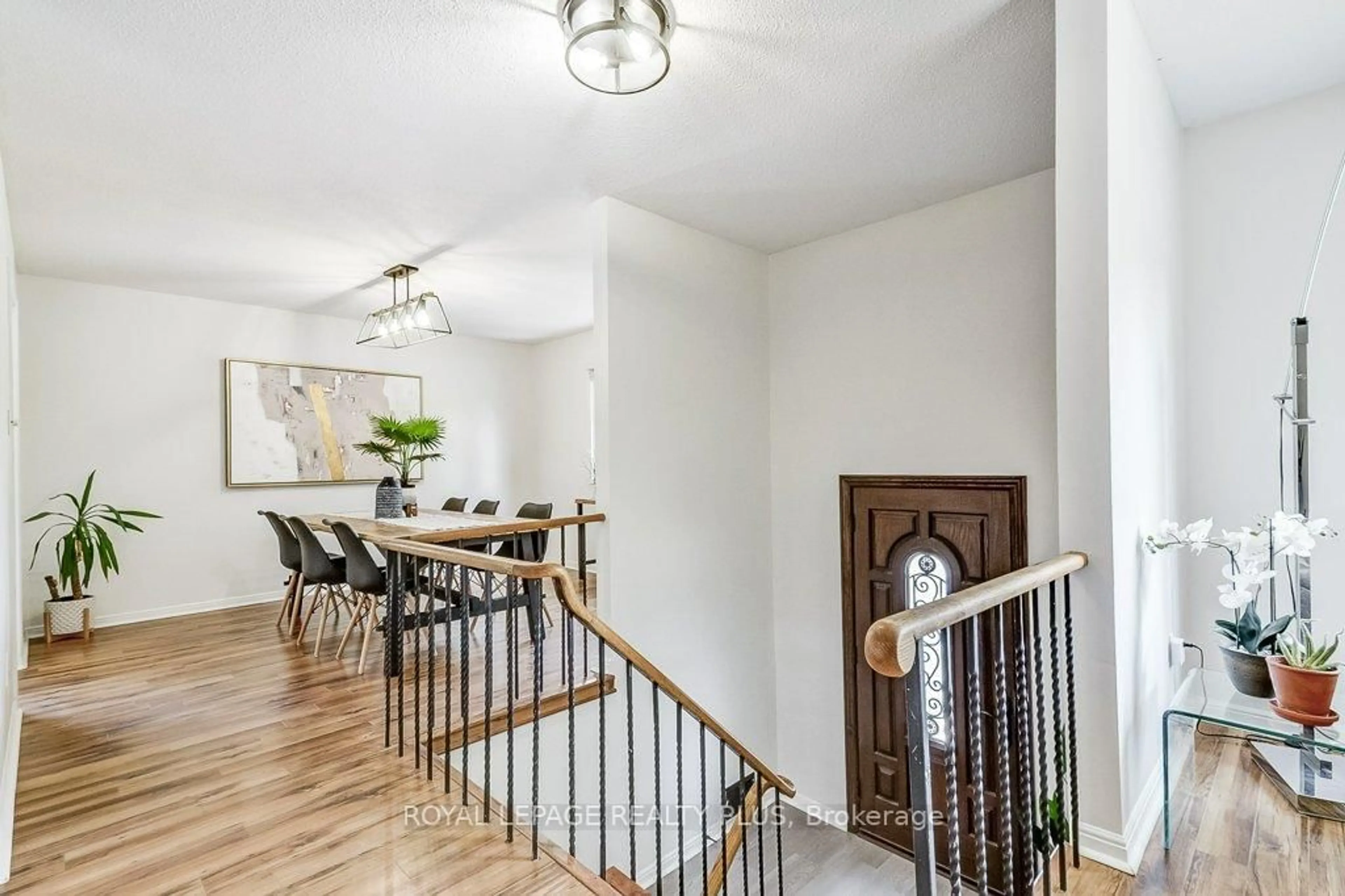 Unknown for 748 Francis Rd, Burlington Ontario L7T 4A3