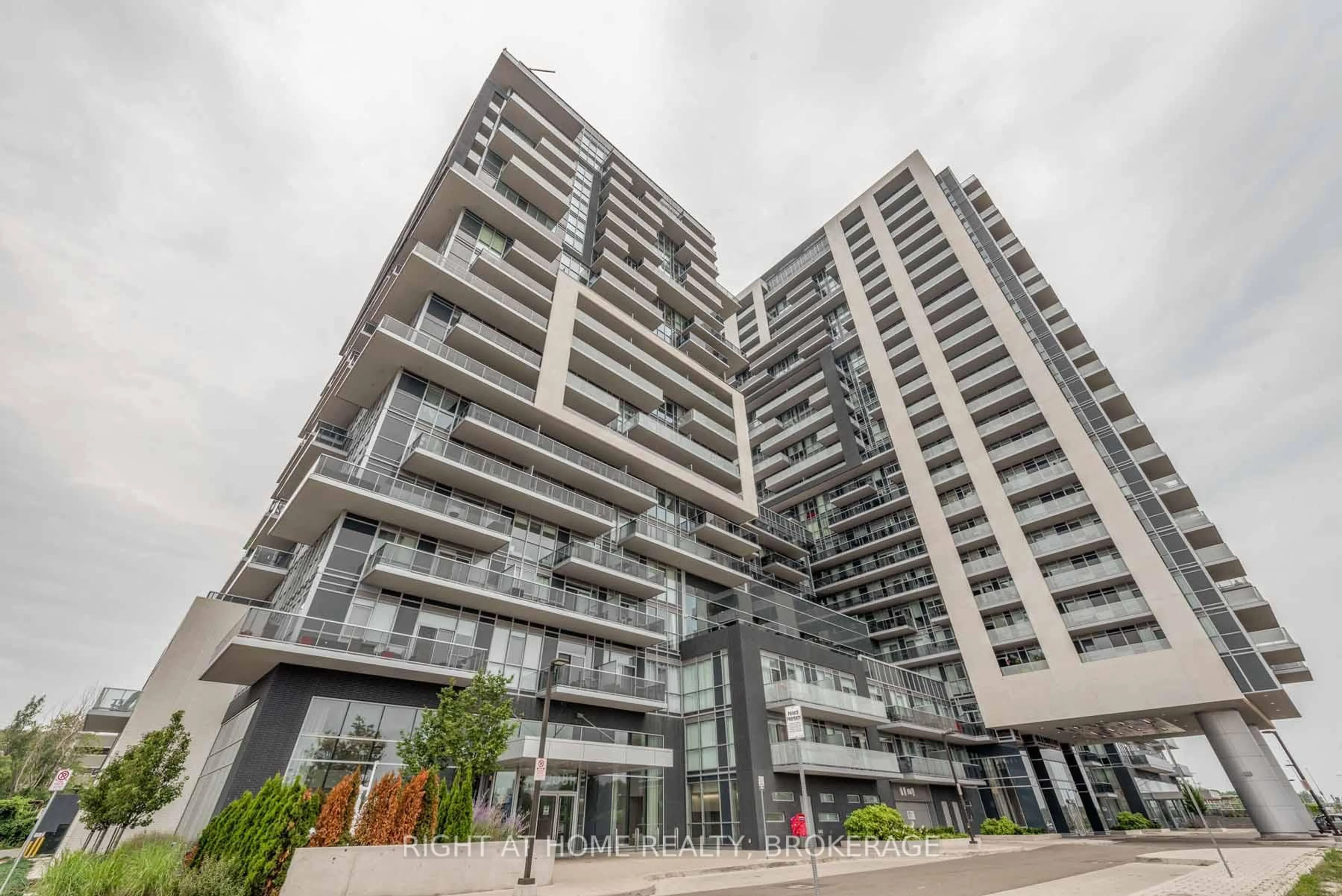 Unknown for 2081 FAIRVIEW St #1901, Burlington Ontario L7S 2K4