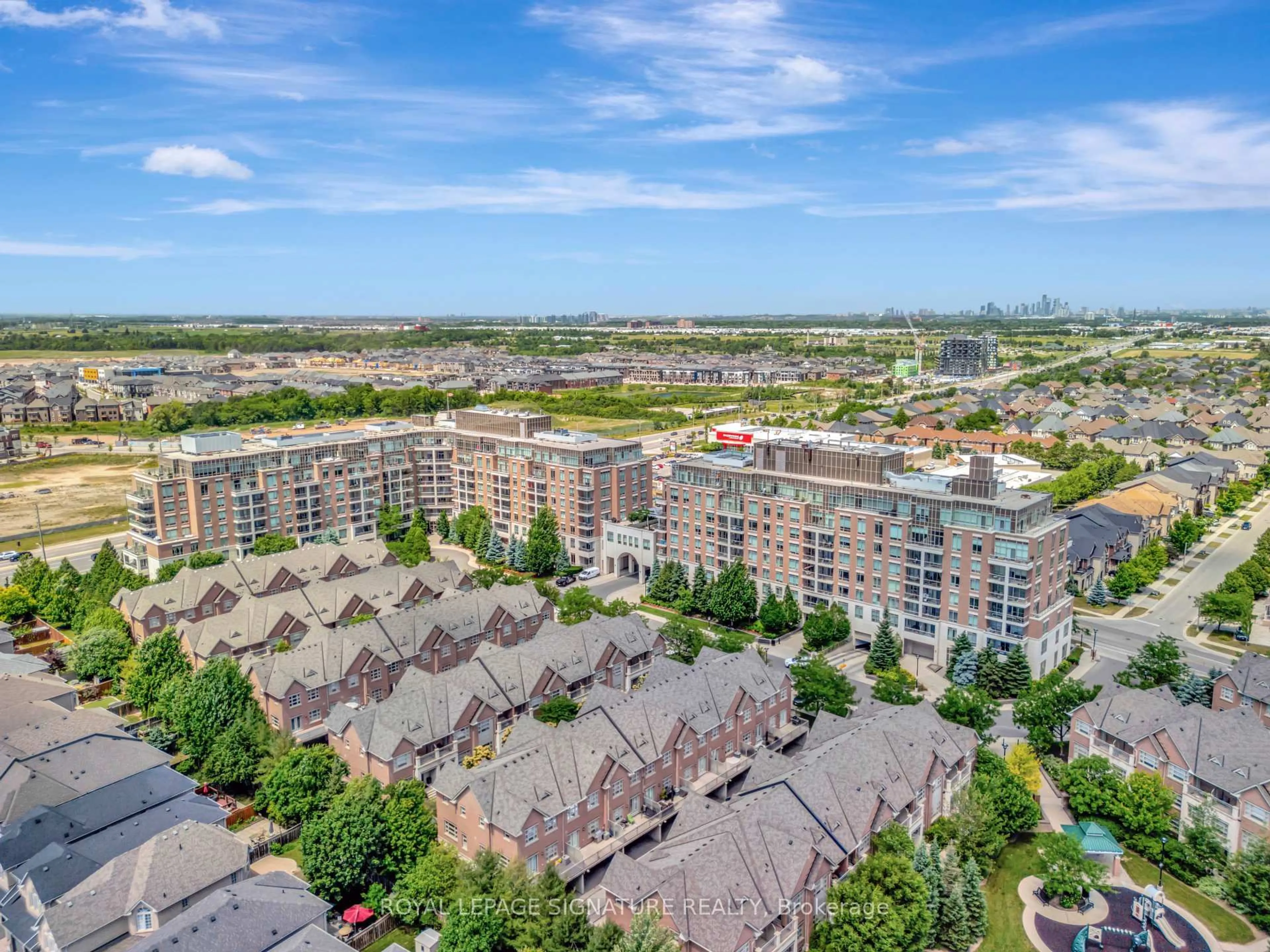 A pic from outside/outdoor area/front of a property/back of a property/a pic from drone, unknown for 2480 Prince Michael Dr #306, Oakville Ontario L6H 0H1