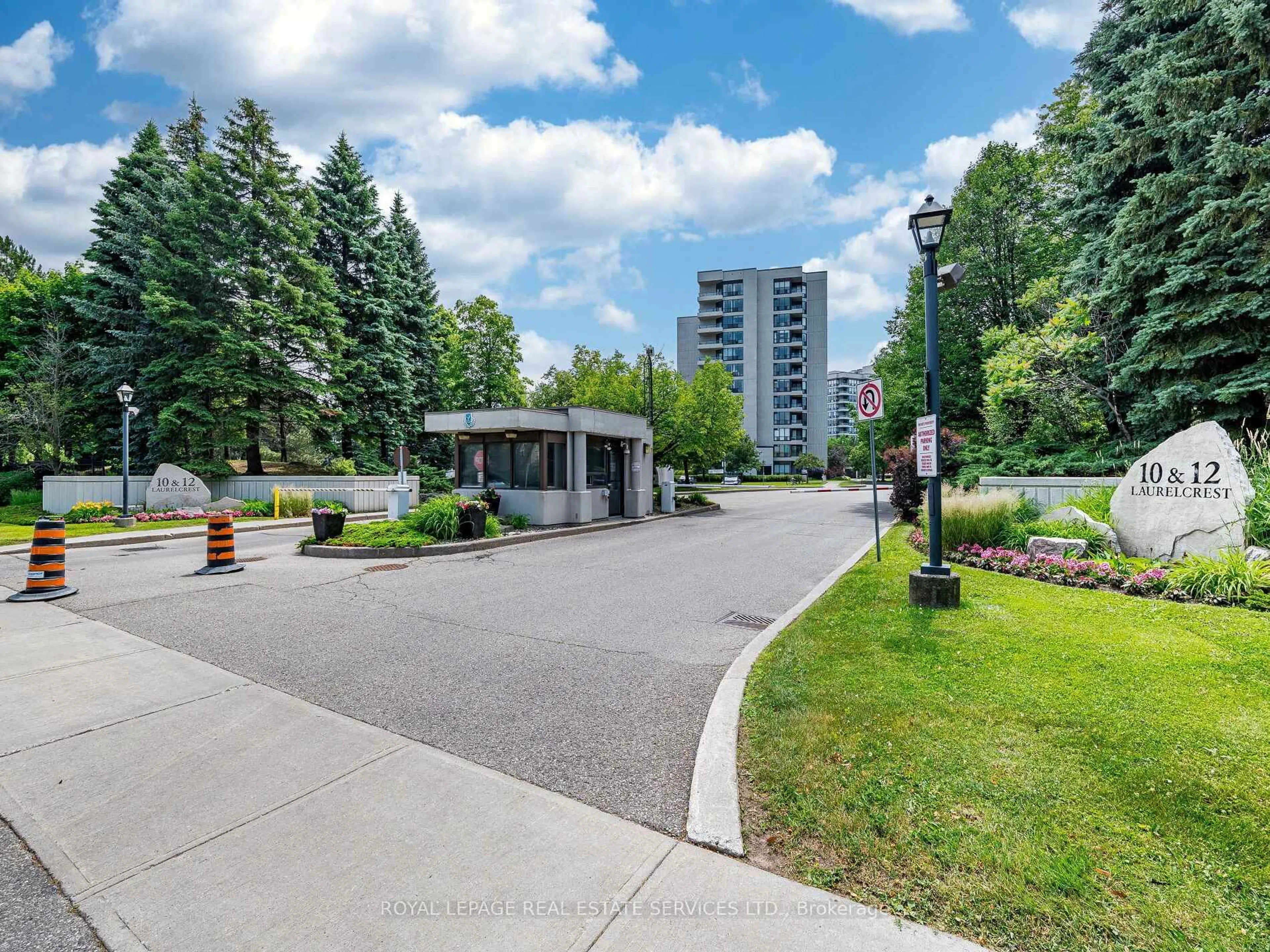 Unknown for 12 Laurelcrest St #908, Brampton Ontario L6S 5Y4