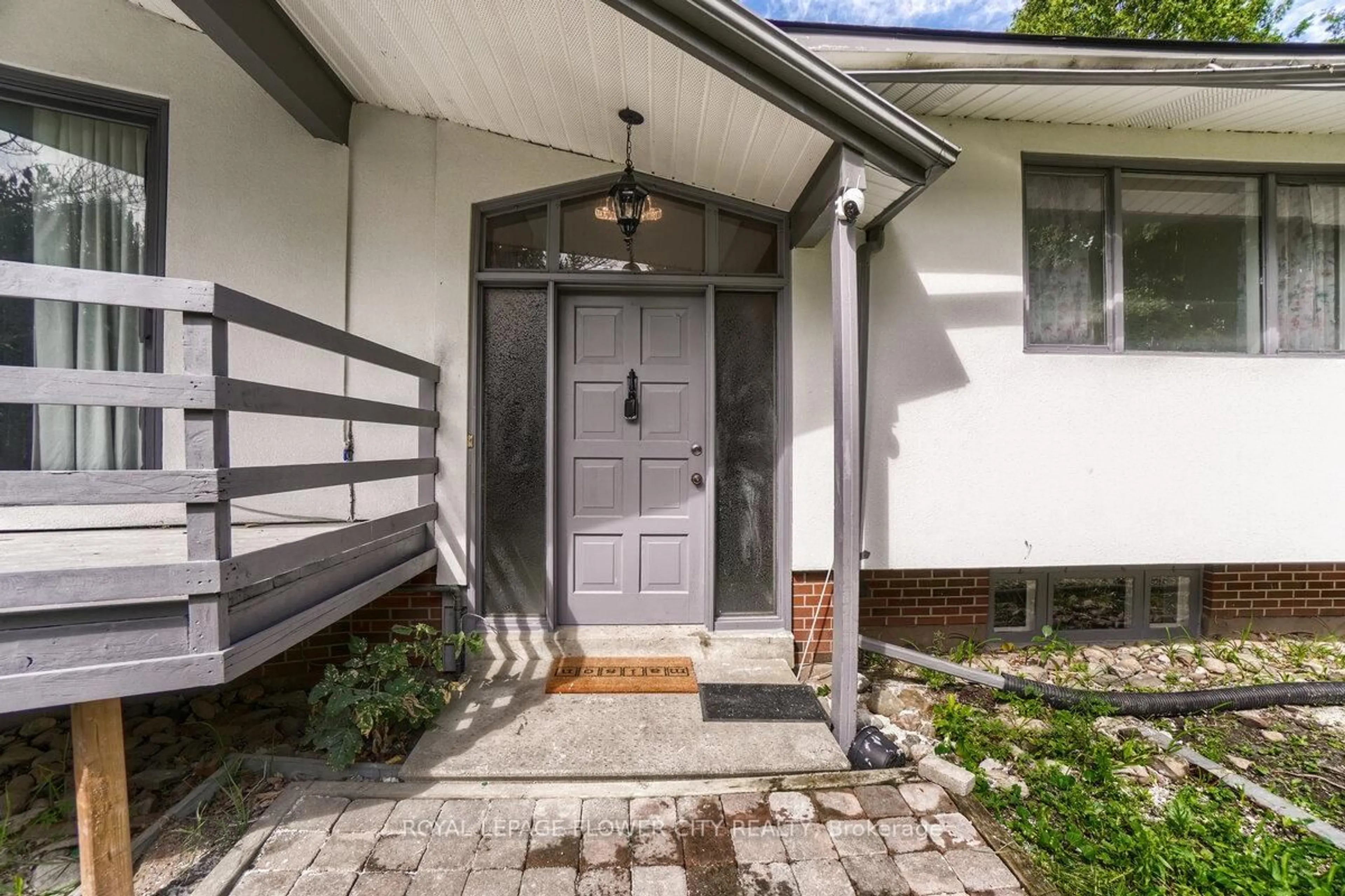 Indoor entryway for 5812 Beech Grve, Caledon Ontario L7K 0M7