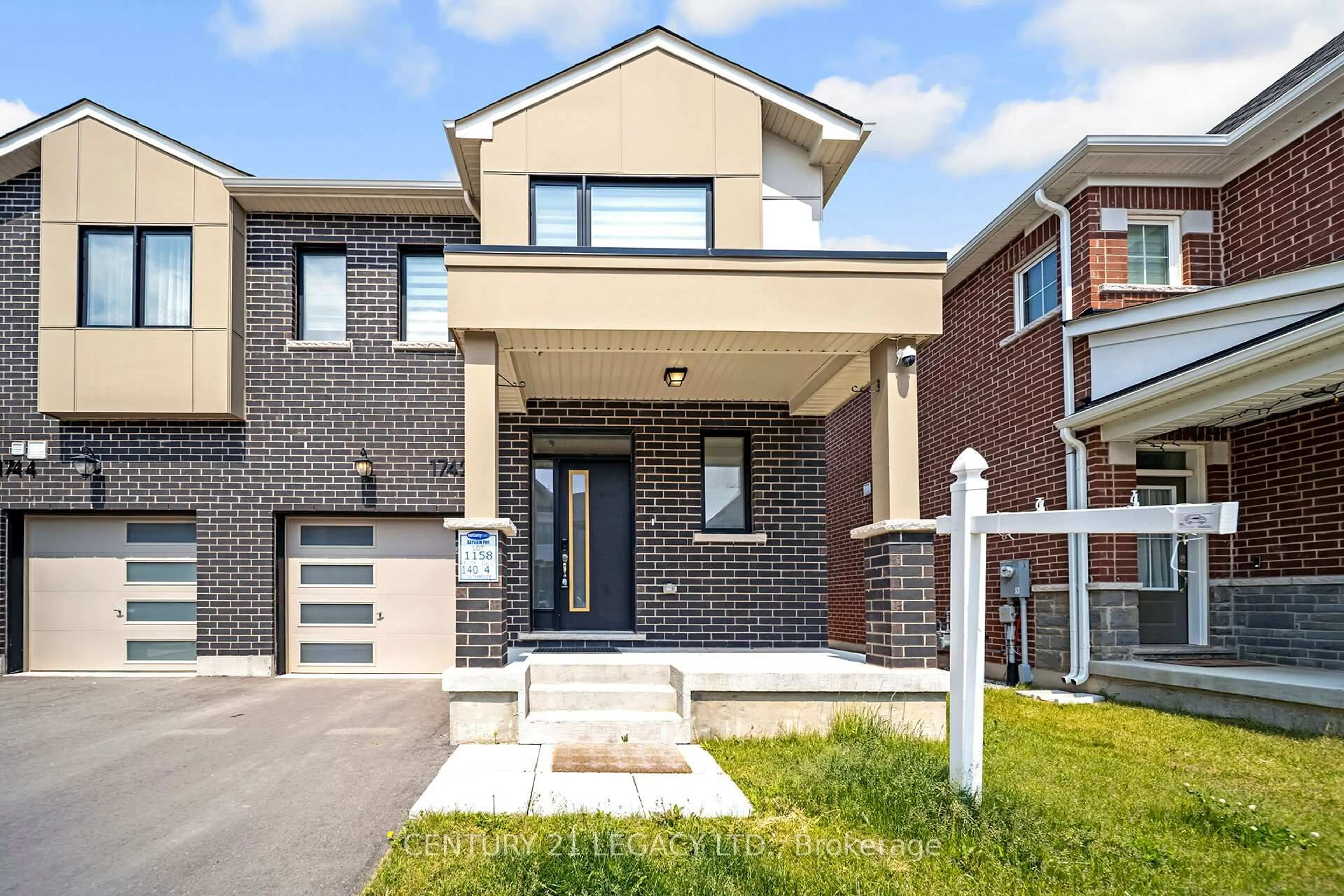 Home with brick exterior material, street for 1742 Thames Circ, Milton Ontario L9E 1Y5