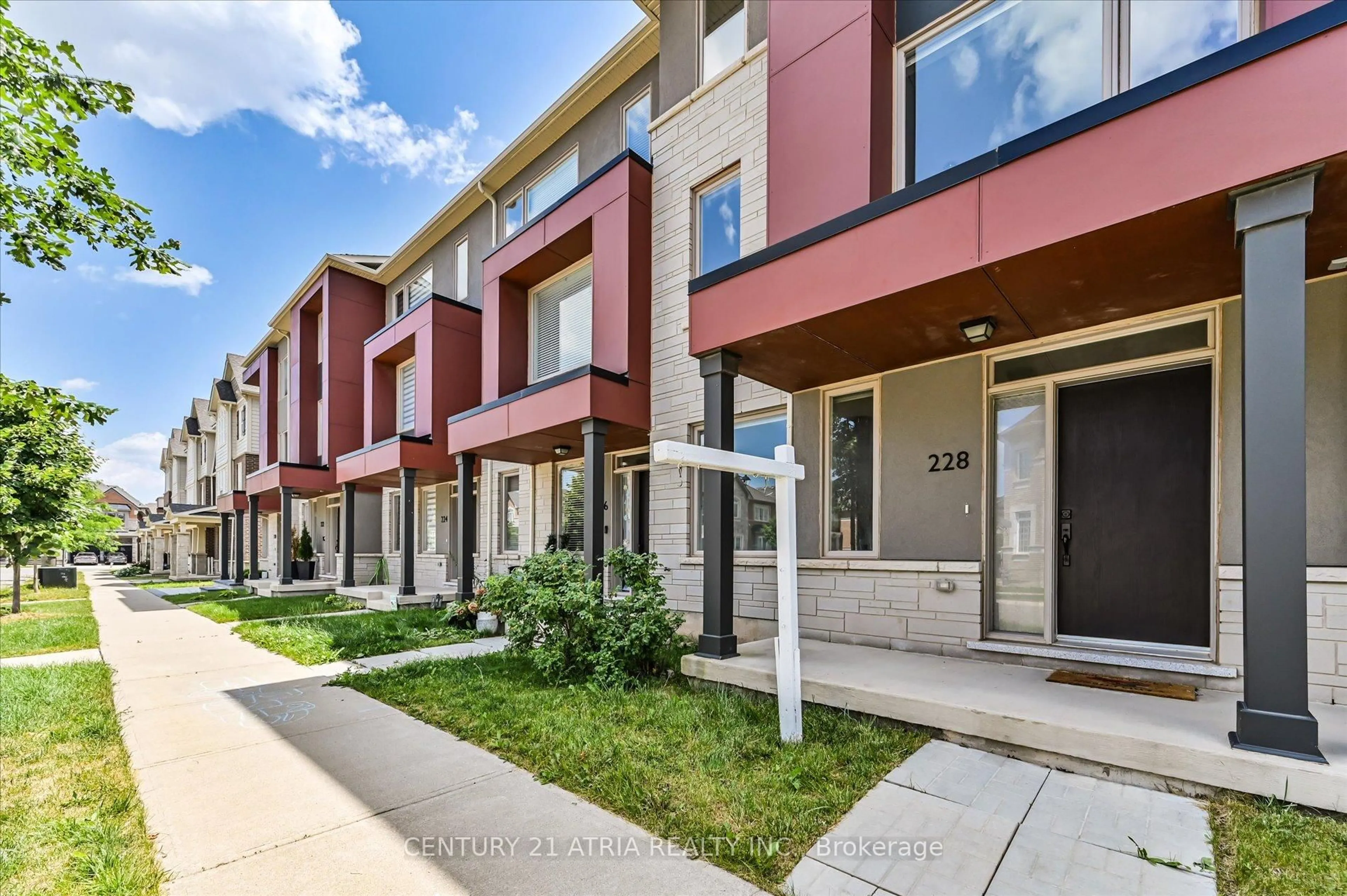 Unknown for 228 Harold Dent Tr, Oakville Ontario L6M 1S2