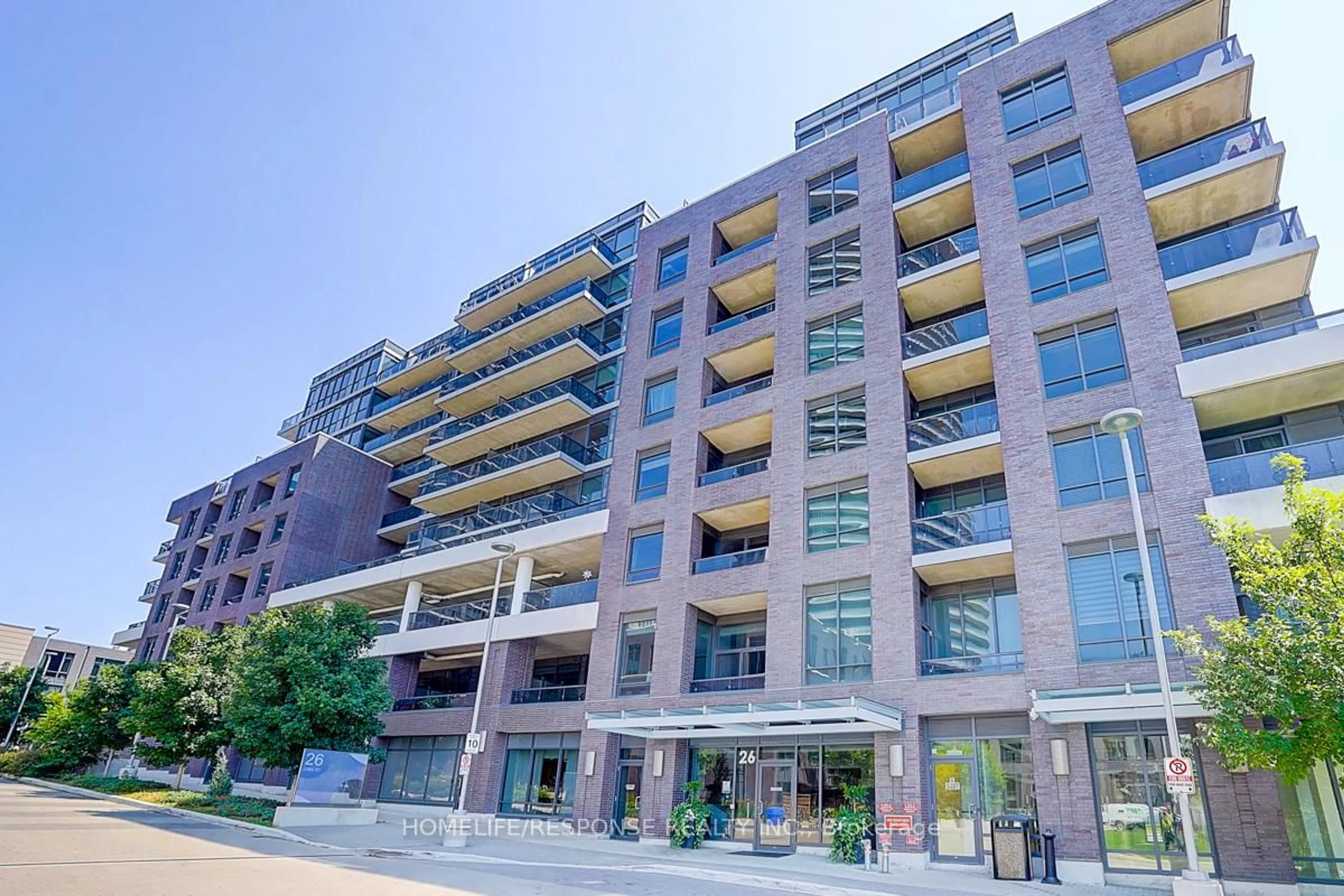 Patio, building for 26 GIBBS Rd #729, Toronto Ontario M9B 0E3