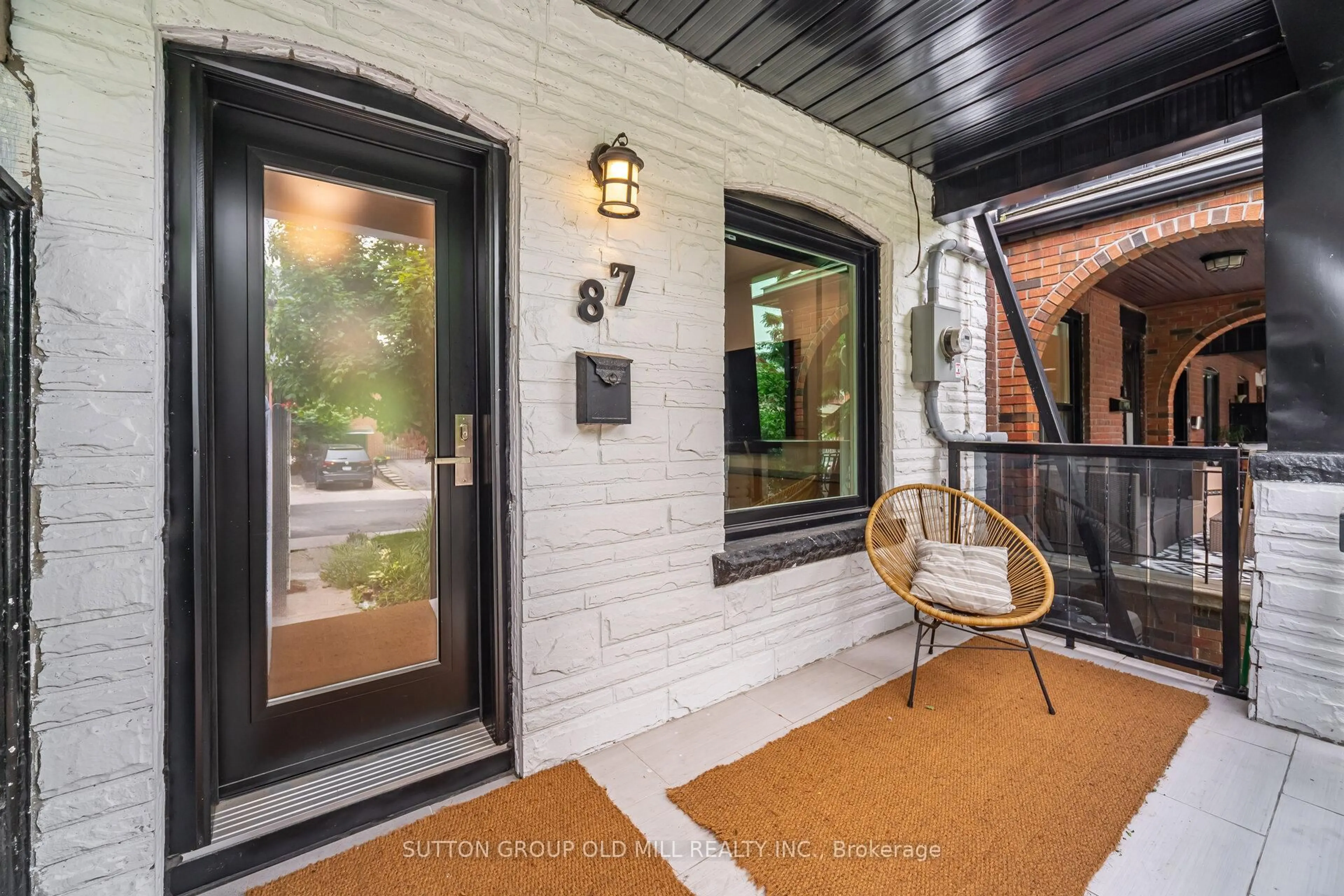 Unknown for 87 Mackay Ave, Toronto Ontario M6H 2N7
