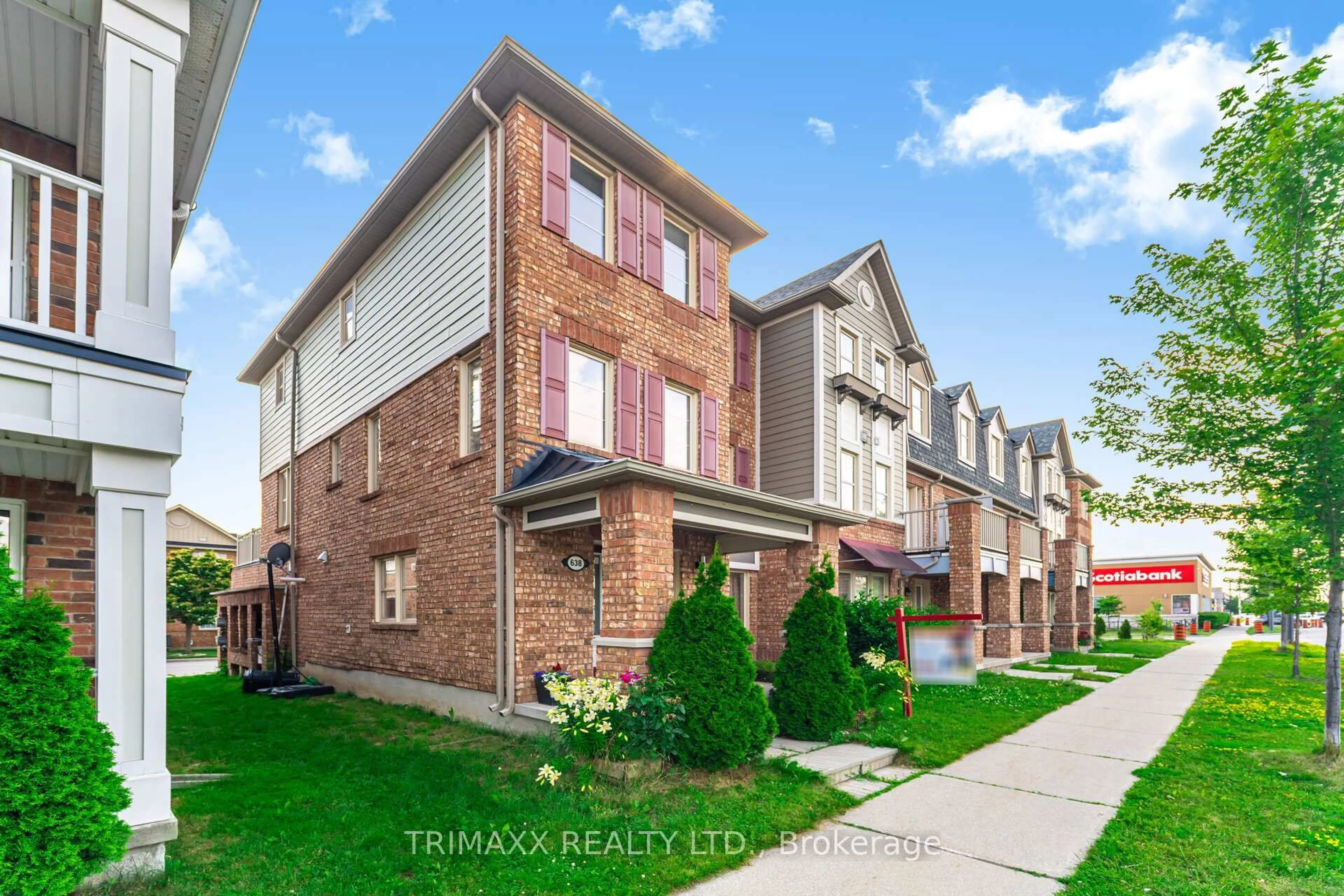 Home with brick exterior material, street for 638 Scott Blvd, Milton Ontario L9T 0P2