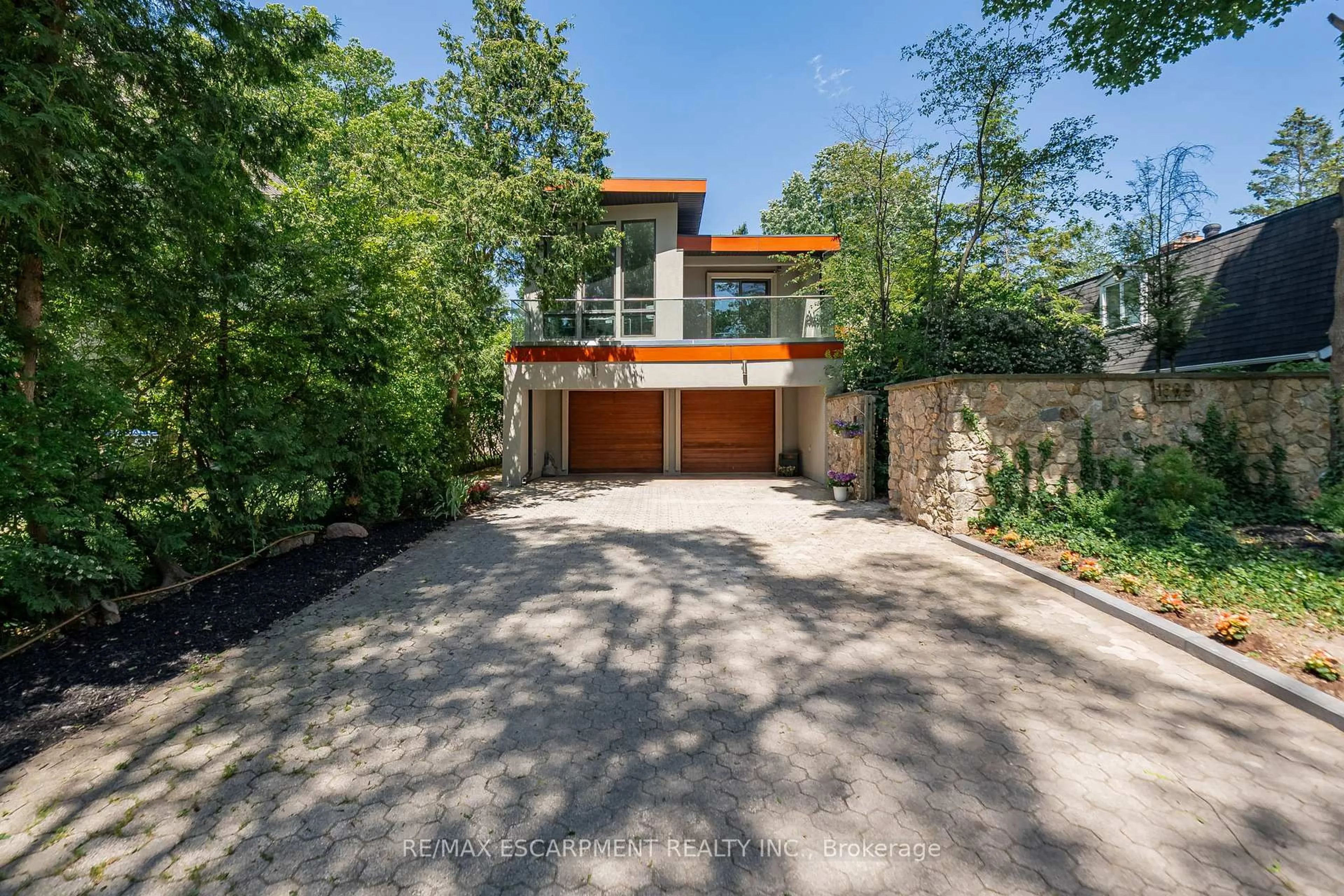 Unknown for 1569 Glenburnie Rd, Mississauga Ontario L5G 3C9