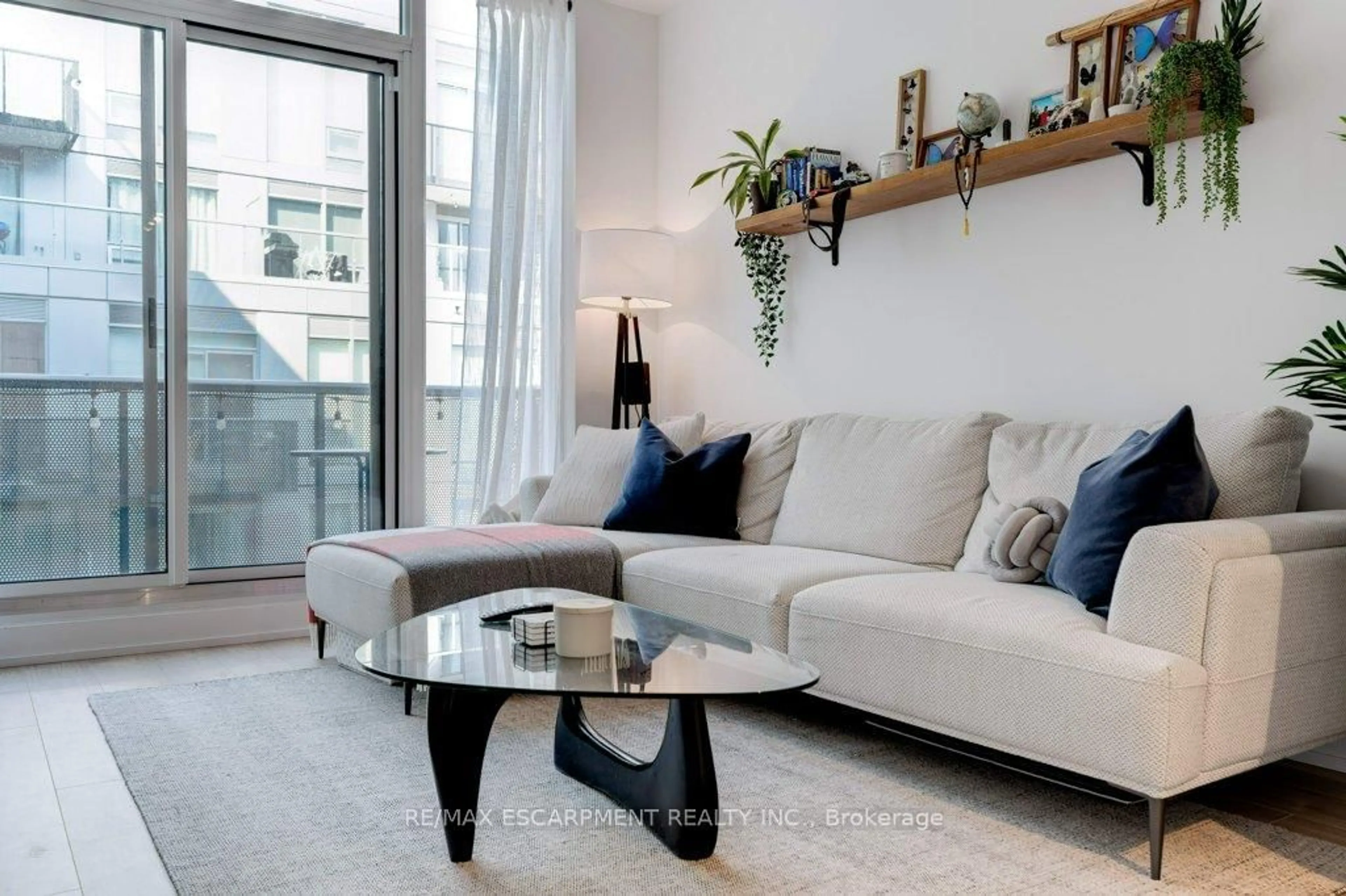 Living room with furniture, unknown for 2450 Old Bronte Rd #601, Oakville Ontario L6M 5P6