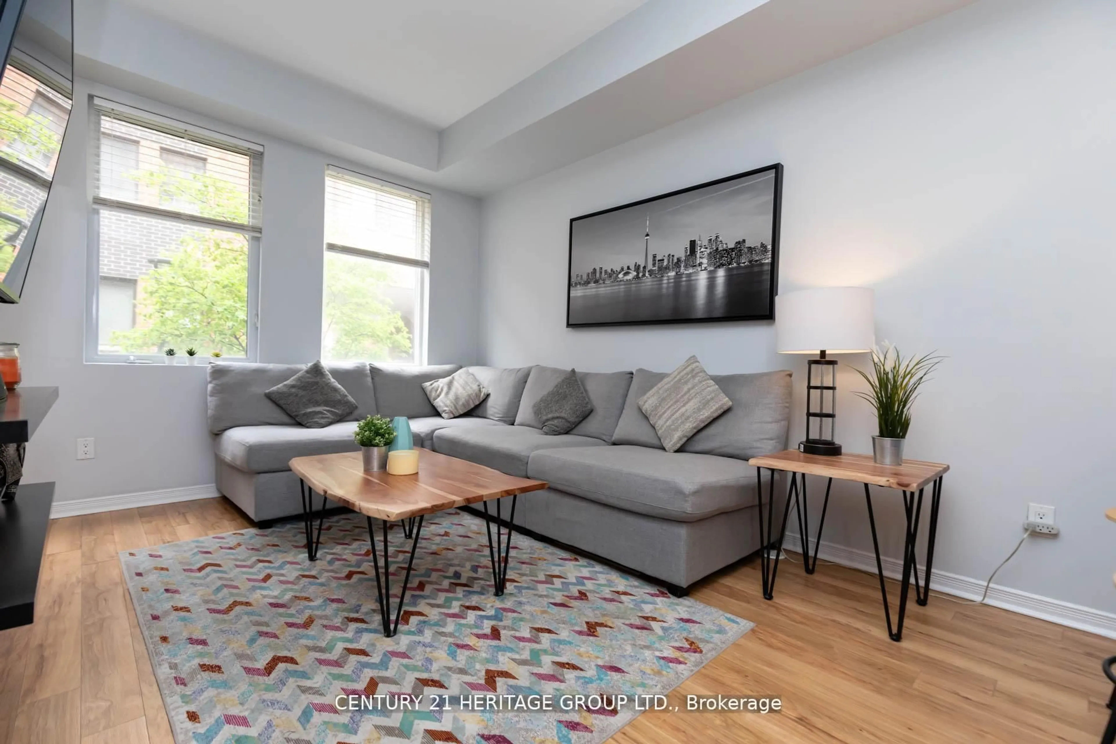 Living room with furniture, unknown for 68 Winston Park Blvd #44, Toronto Ontario M3K 1C2