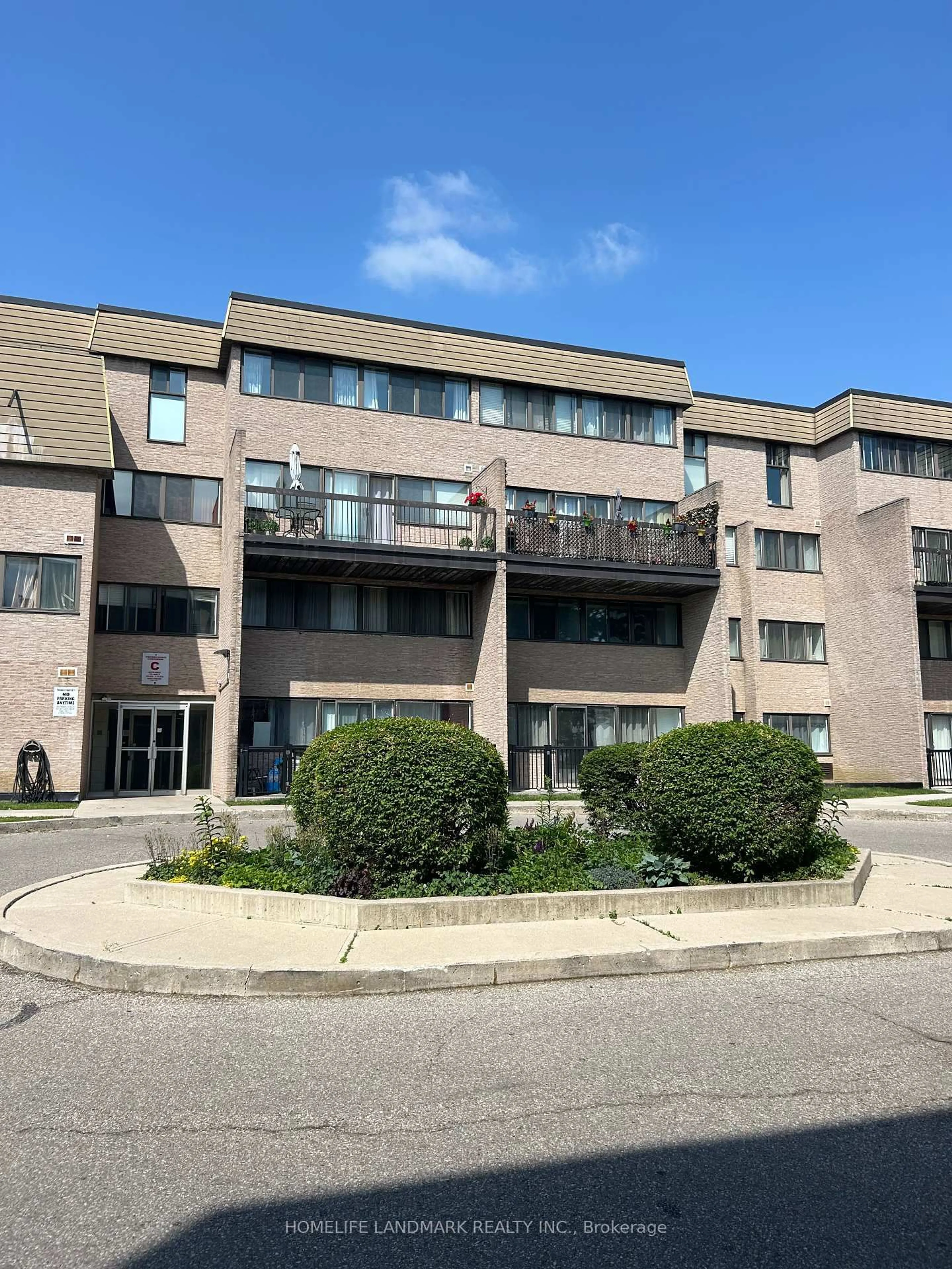 Unknown for 2095 Roche Crt #284, Mississauga Ontario L5K 2C8