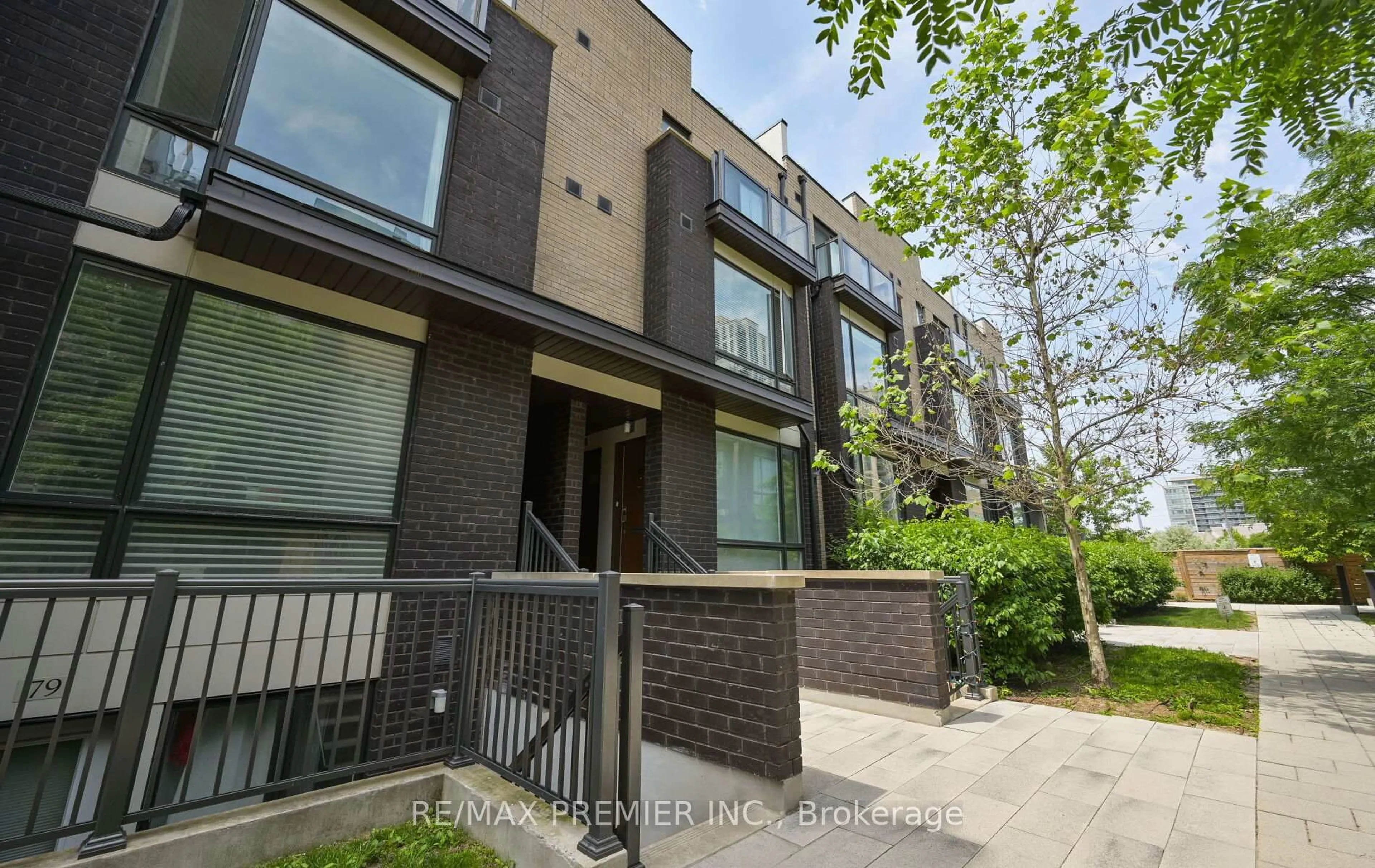 Unknown for 30 Fieldway Rd #88, Toronto Ontario M8Z 0E3