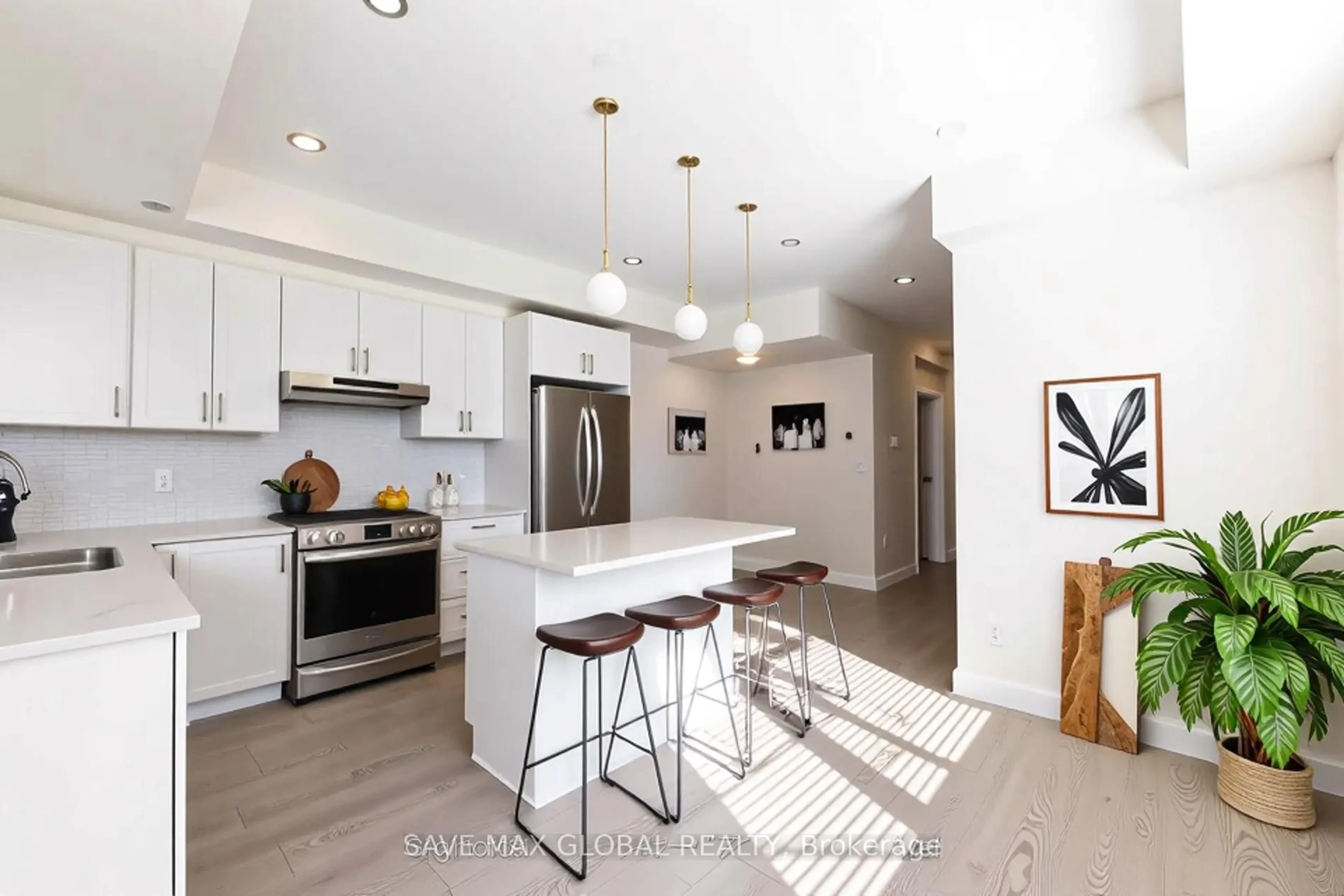 Open concept kitchen, unknown for 82 William Duncan Rd, Toronto Ontario M3K 0B7