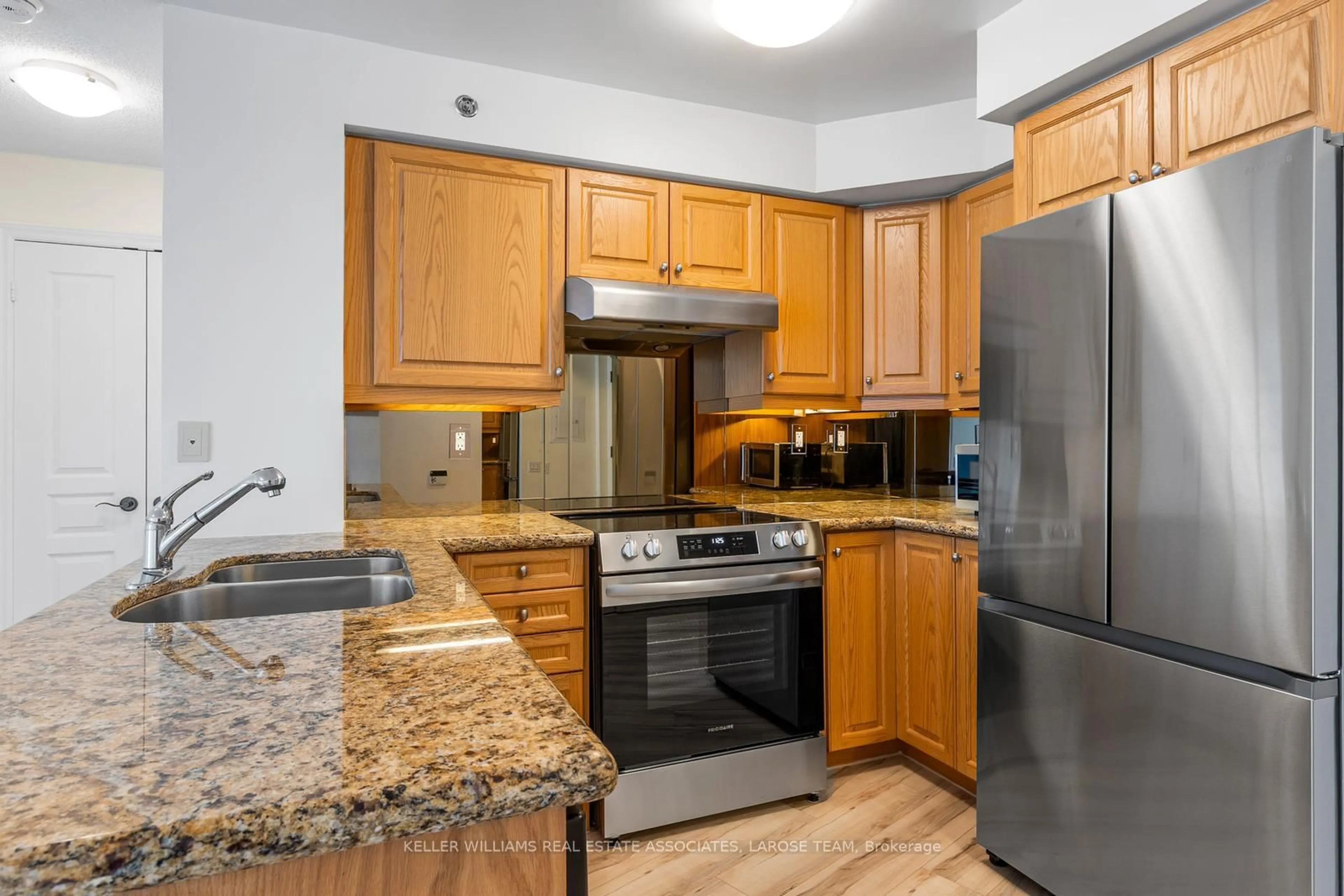 Standard kitchen, unknown for 3 Marine Parade Dr #1504, Toronto Ontario M8V 3Z5