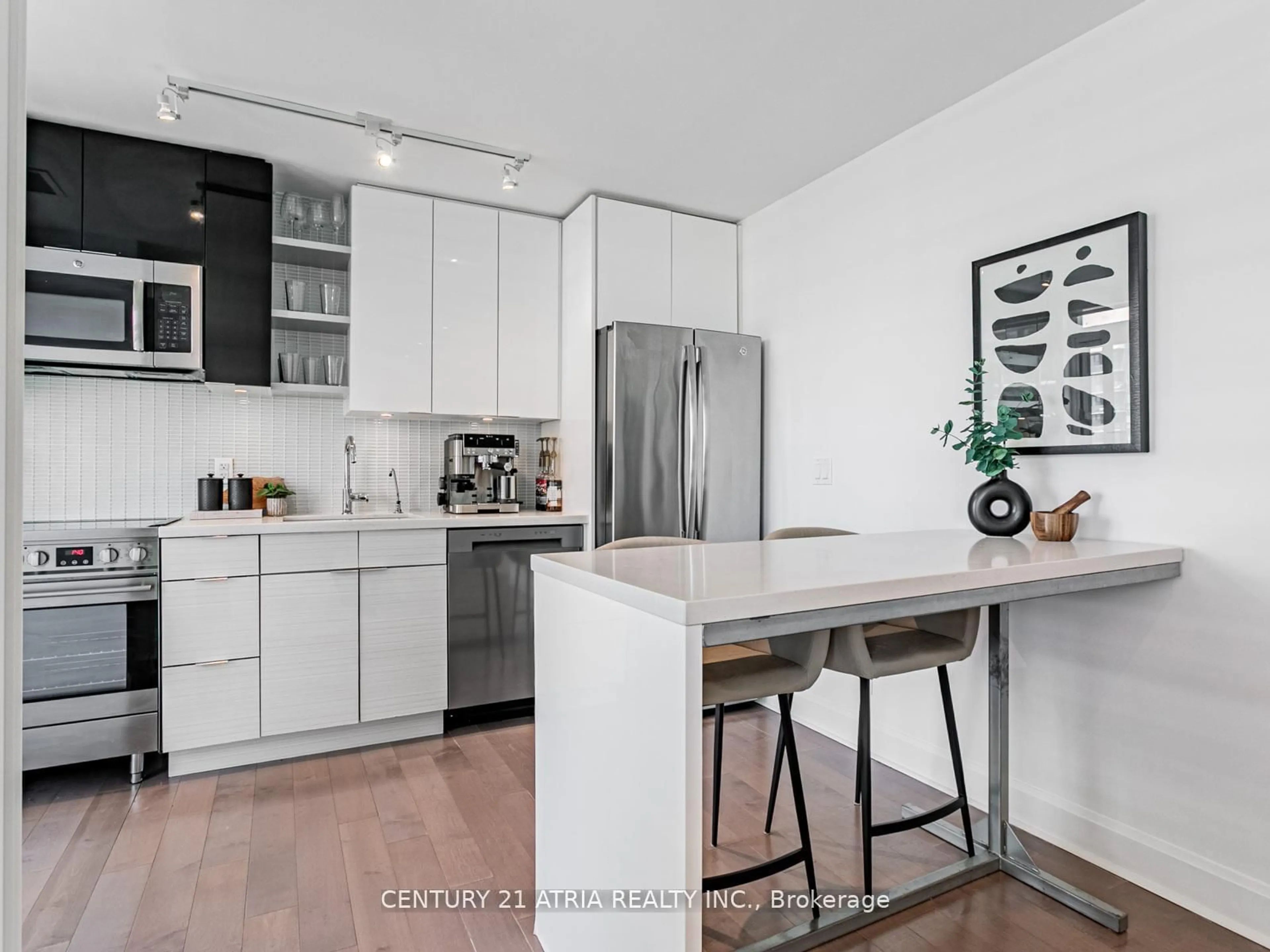 Open concept kitchen, unknown for 33 Shore Breeze Dr #3208, Toronto Ontario M8V 1A1