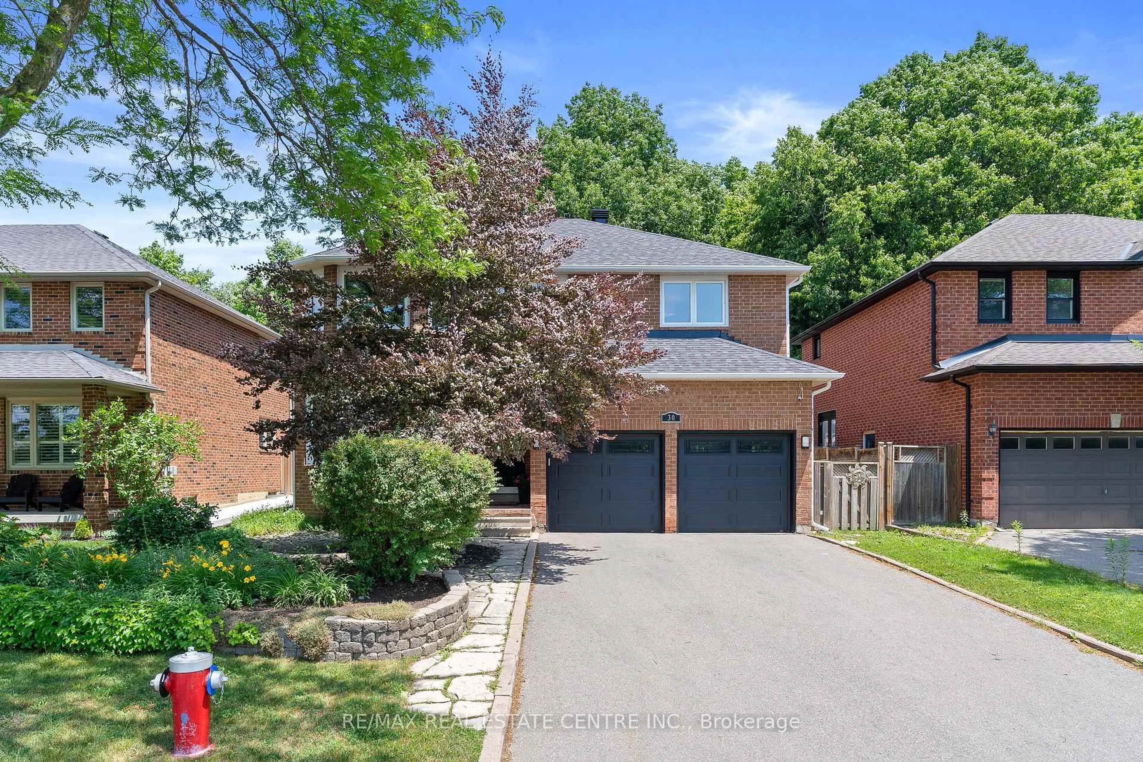 Home with brick exterior material, street for 30 Regentview Dr, Brampton Ontario L6Z 3G6