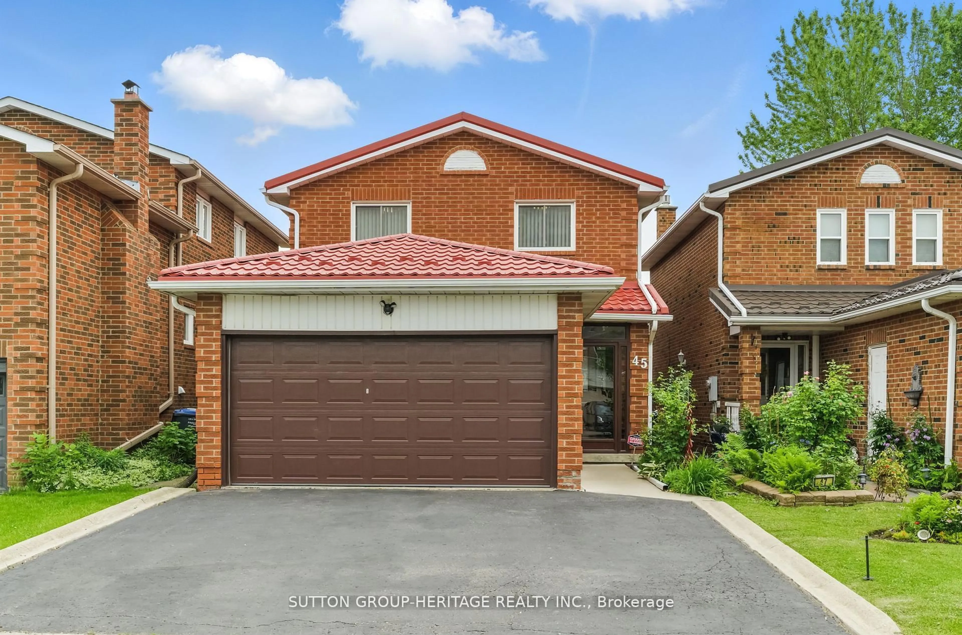 Home with brick exterior material, street for 45 Wildercroft Ave, Brampton Ontario L6V 4E9