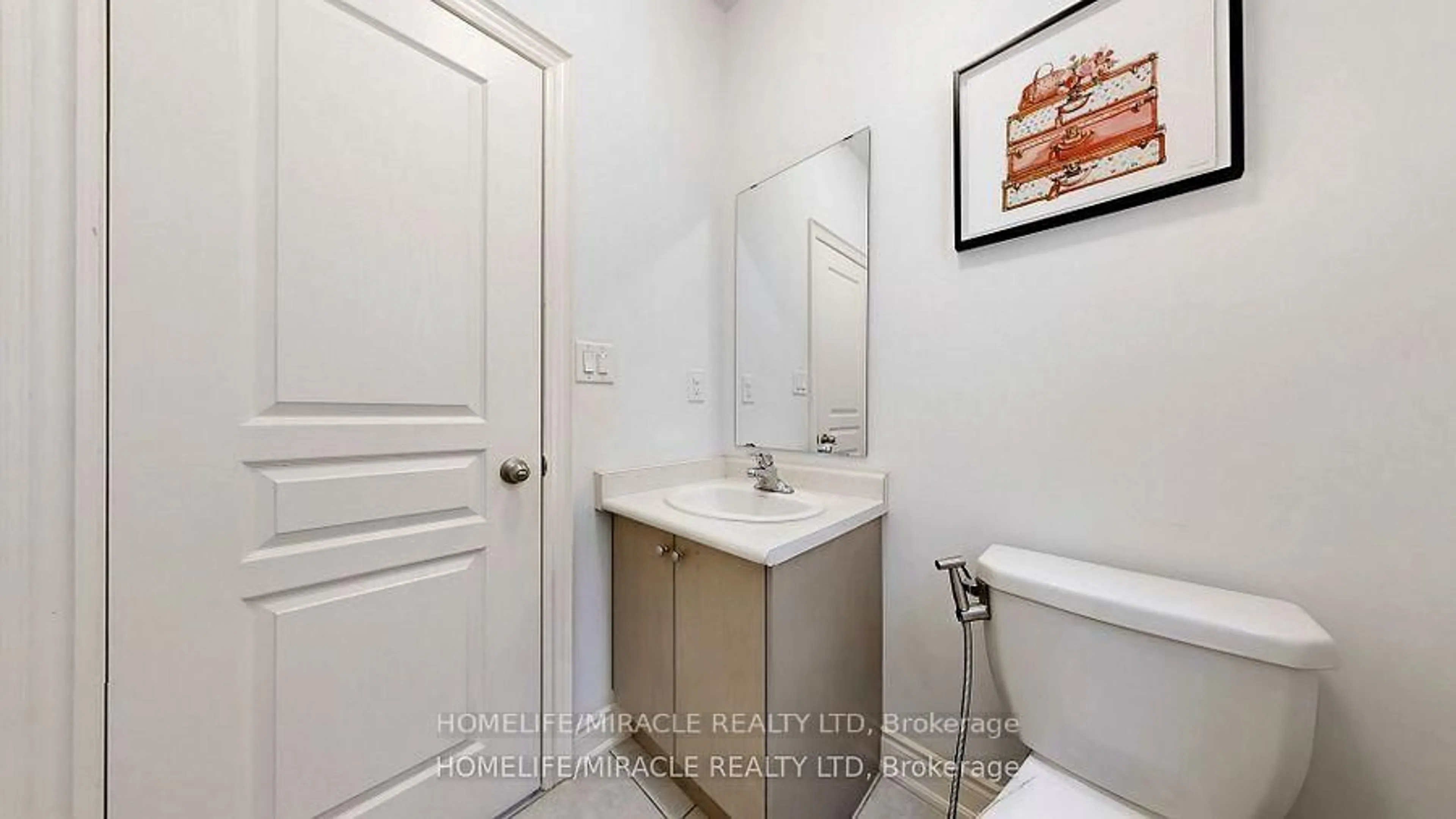 Standard bathroom, unknown for 482 Wheat Boom Dr, Oakville Ontario L6H 0R4