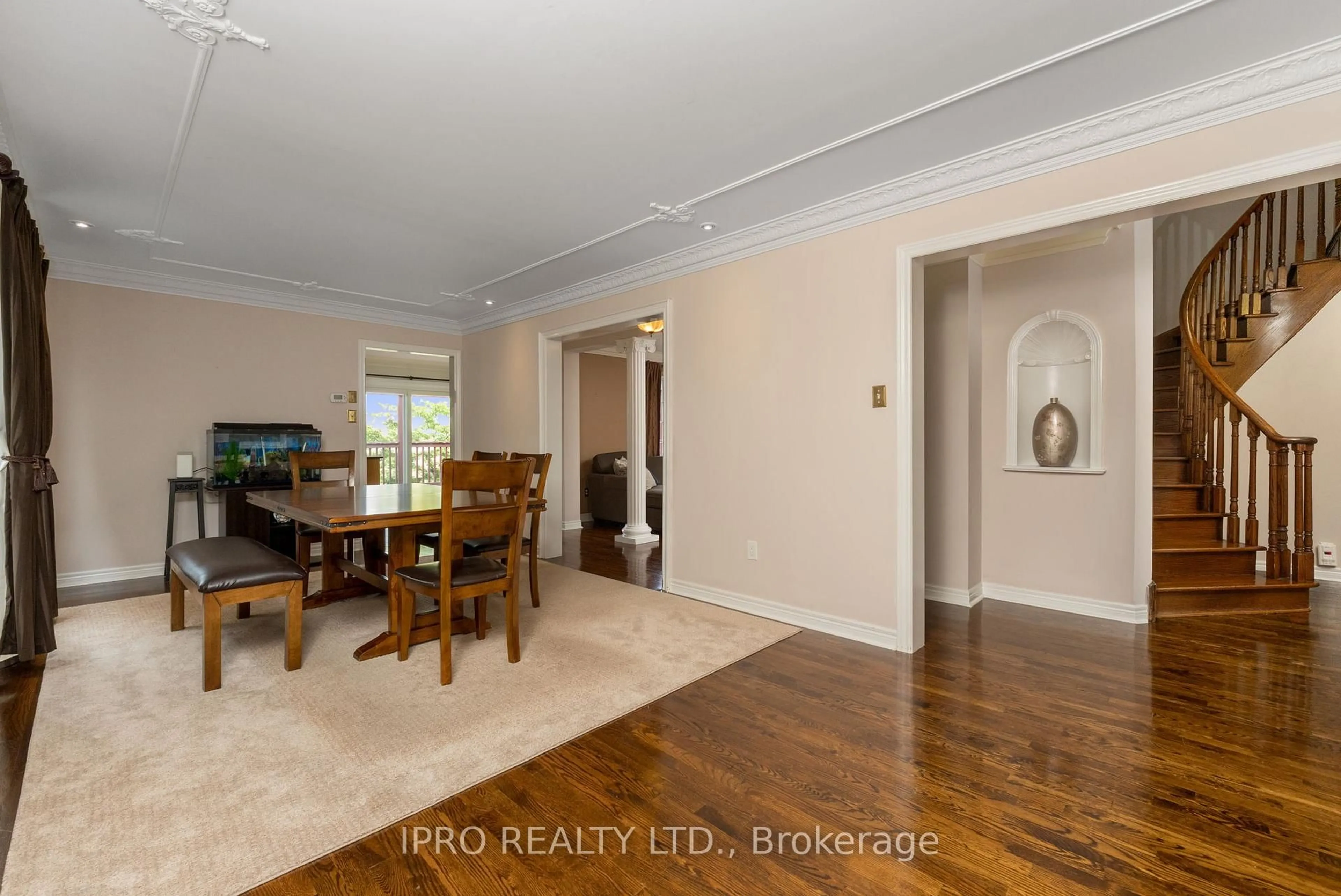 Dining room, wood/laminate floor for 14 Porchlight Rd, Brampton Ontario L6X 4S3
