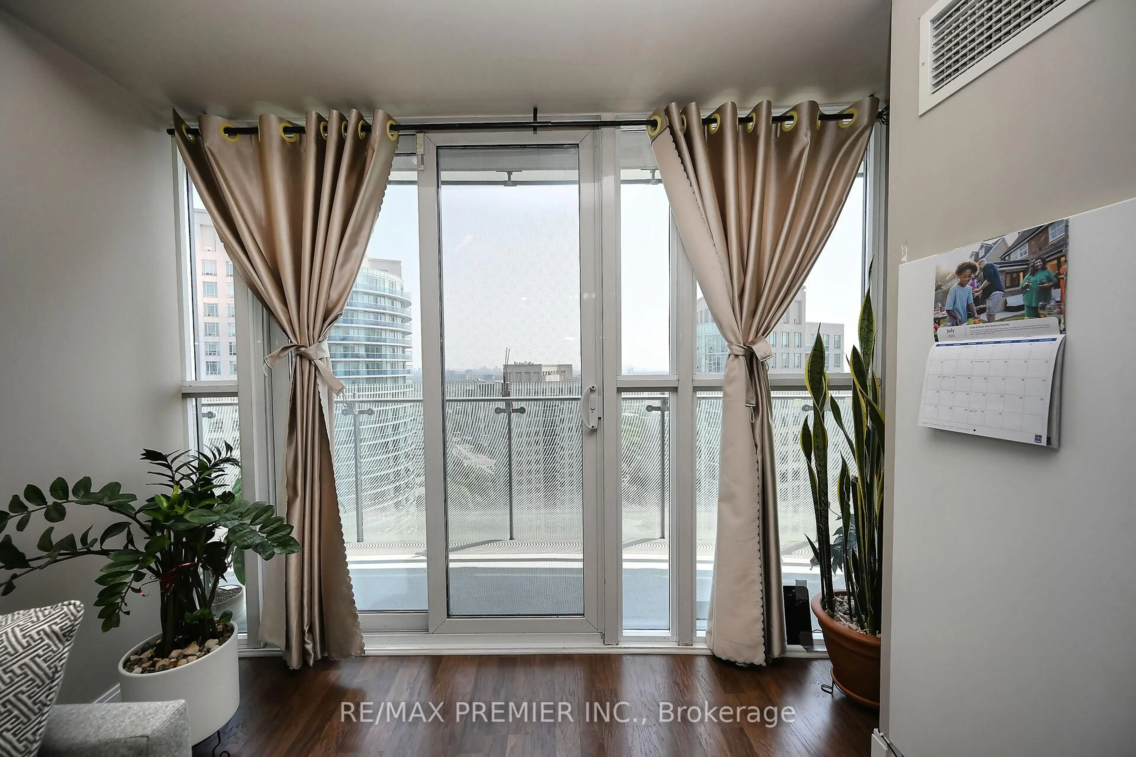 Balcony in the apartment, water/lake/river/ocean view for 50 Absolute Ave #2903, Mississauga Ontario L4Z 0A8