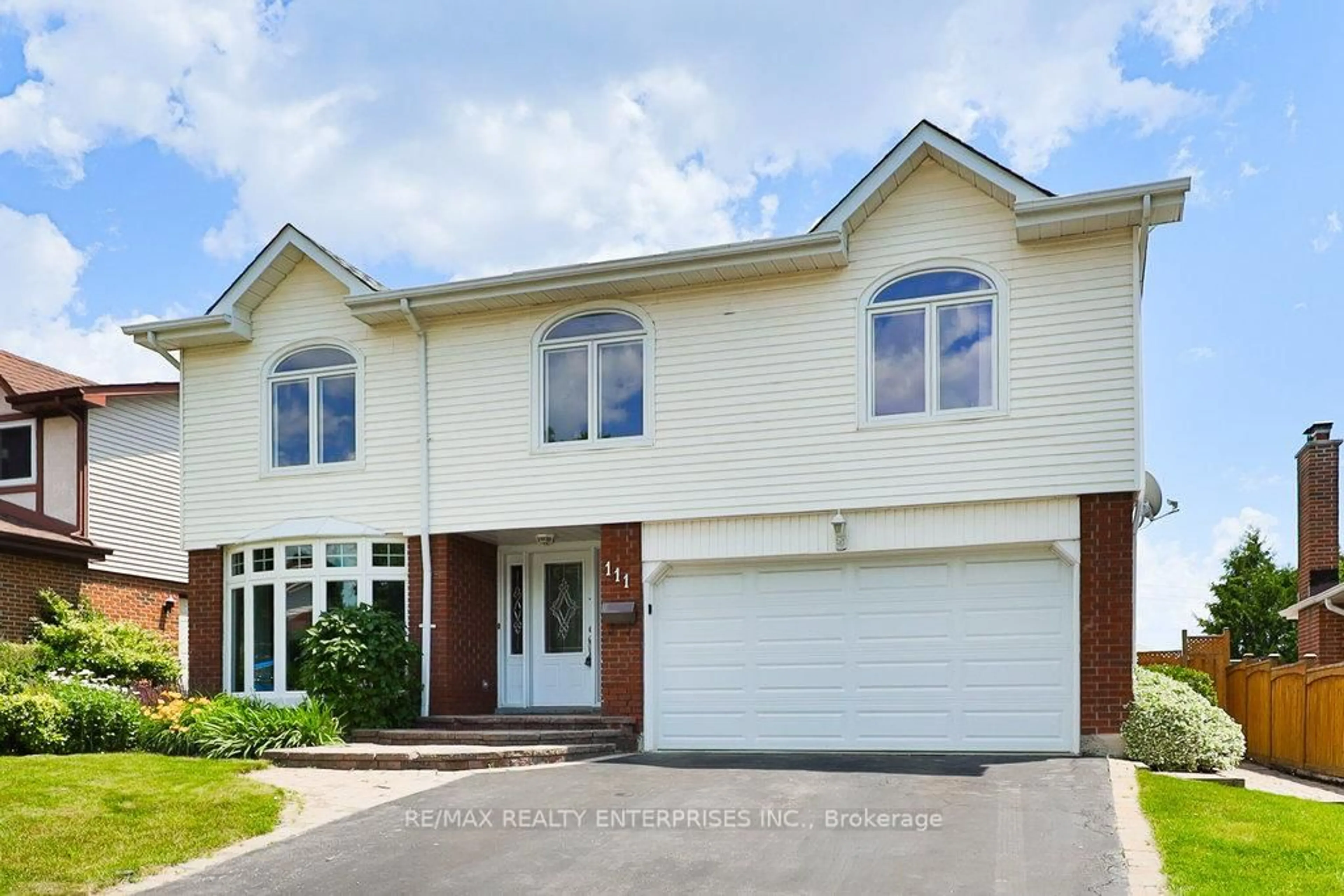 Home with brick exterior material, street for 111 Elgin Dr, Brampton Ontario L6Y 2E6