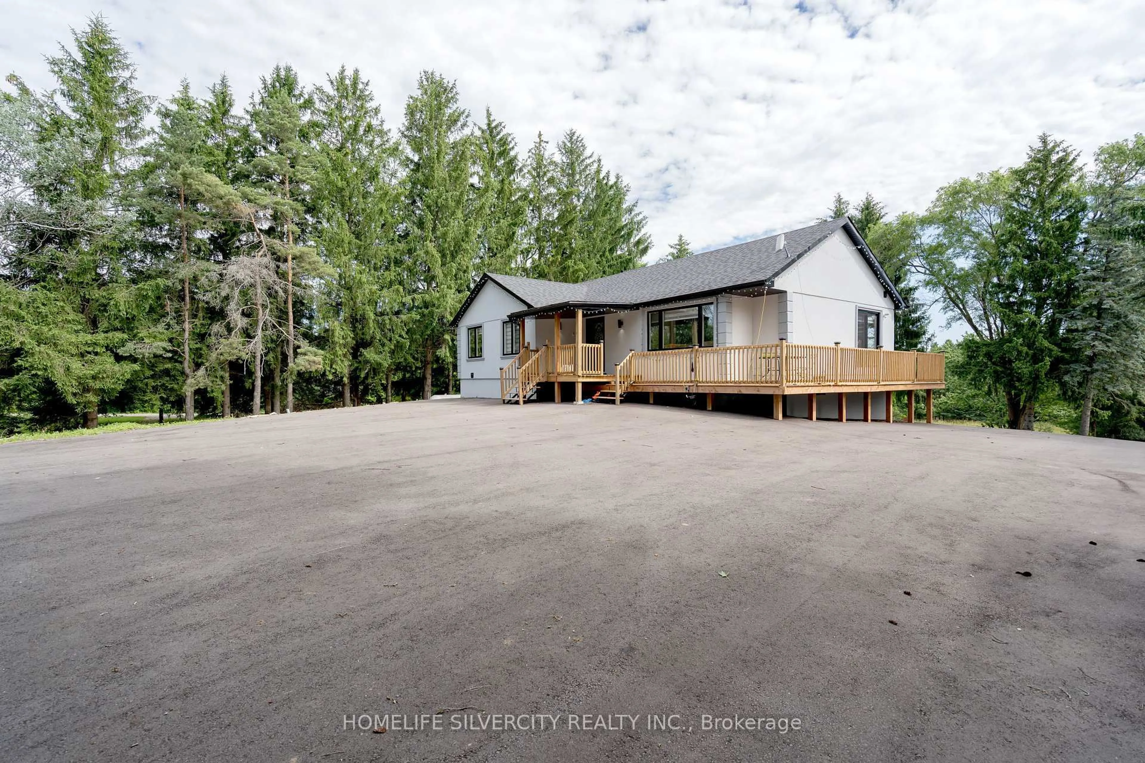 A pic from outside/outdoor area/front of a property/back of a property/a pic from drone, unknown for 15553 The Gore Rd, Caledon Ontario L7E 0X3